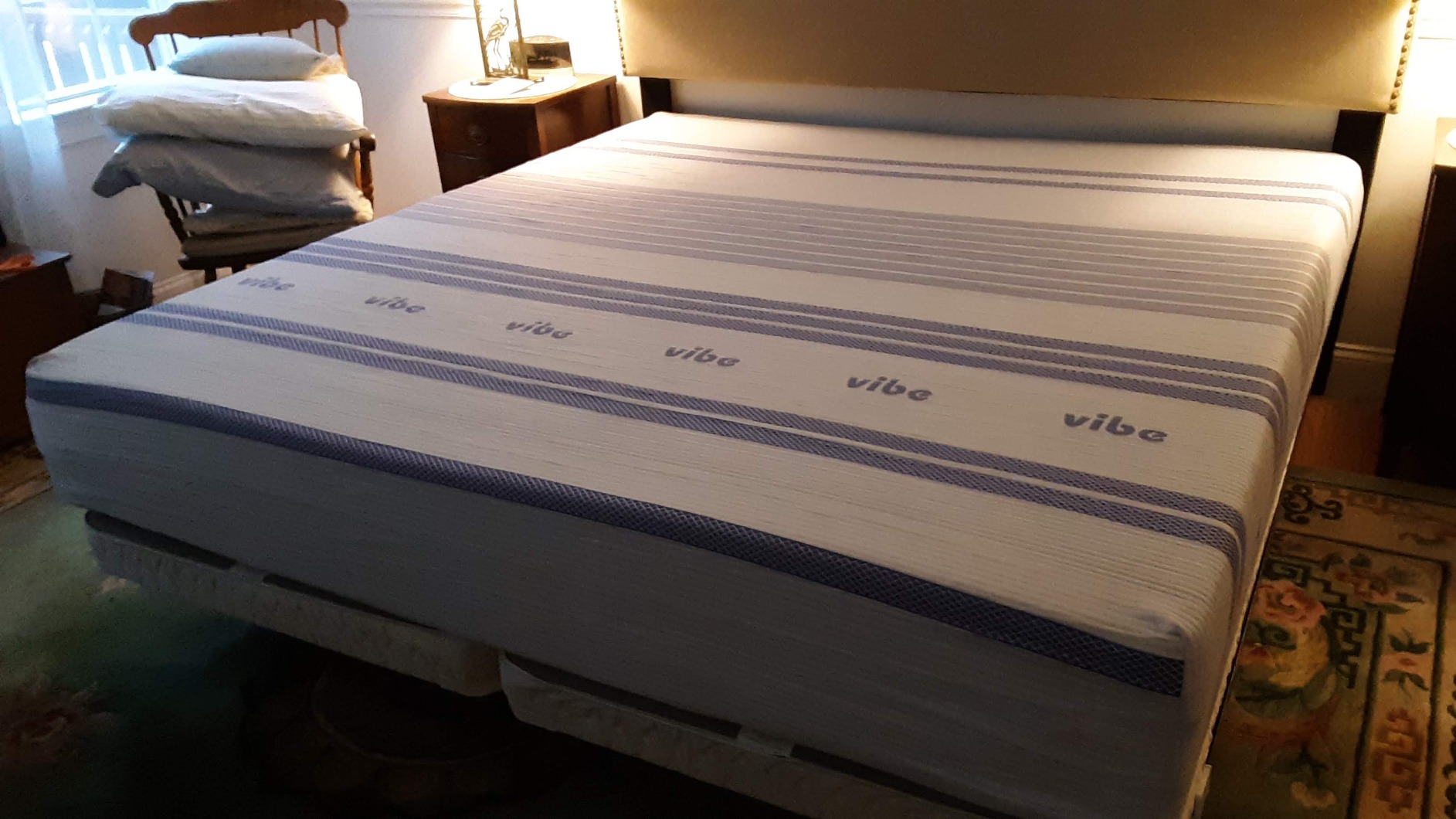 Vibe Gel Memory Foam Mattress, 12-Inch CertiPUR-US Certified Bed-in-a-Box, Full, White customer photo 1