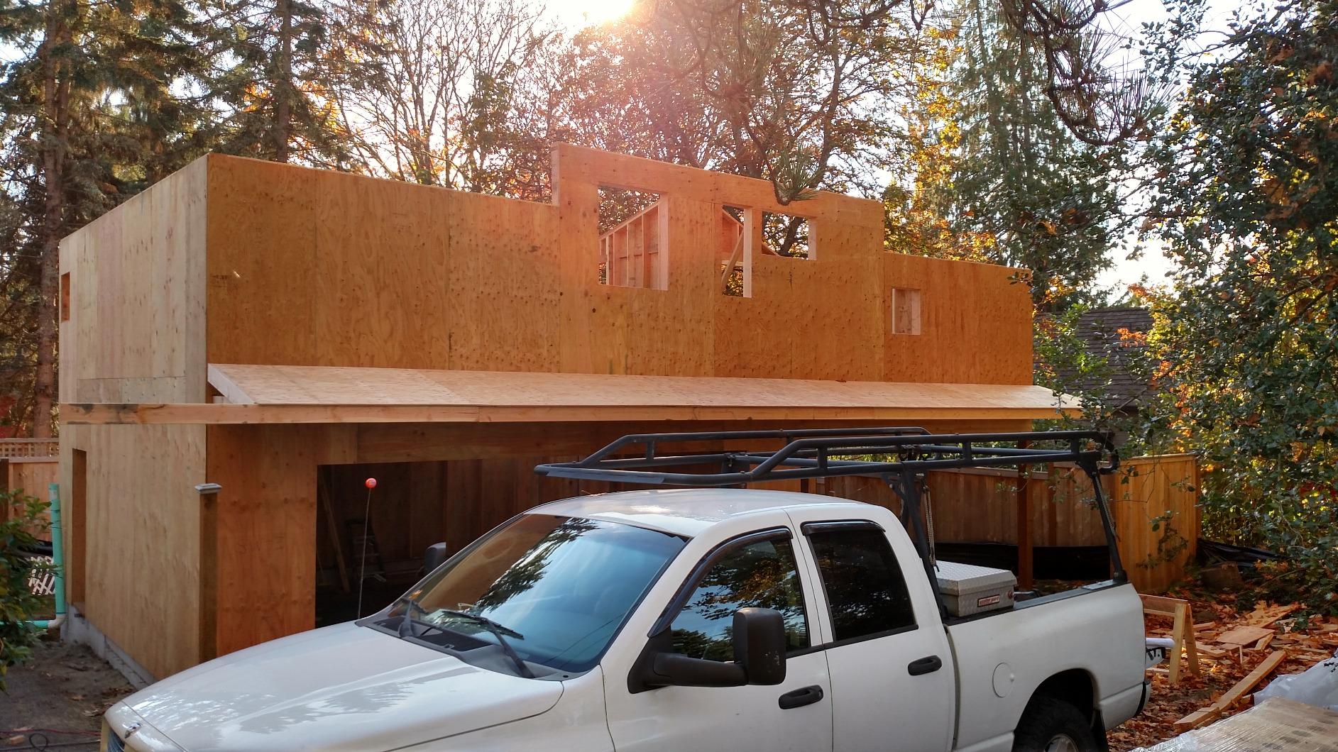 DEWALT FLEXVOLT 60V MAX Circular Saw for Framing, 7-1/4-Inch, Tool Only (DCS577B) customer photo 1