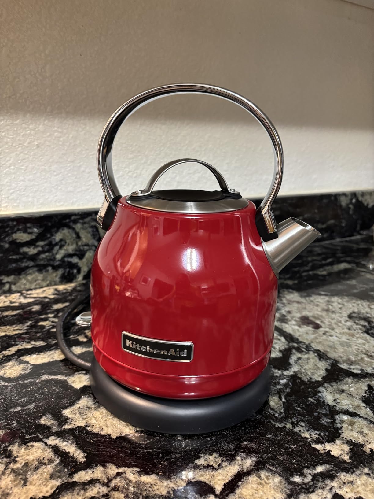 KitchenAid 1.25L Electric Kettle KEK1222, Black Matte customer photo 1