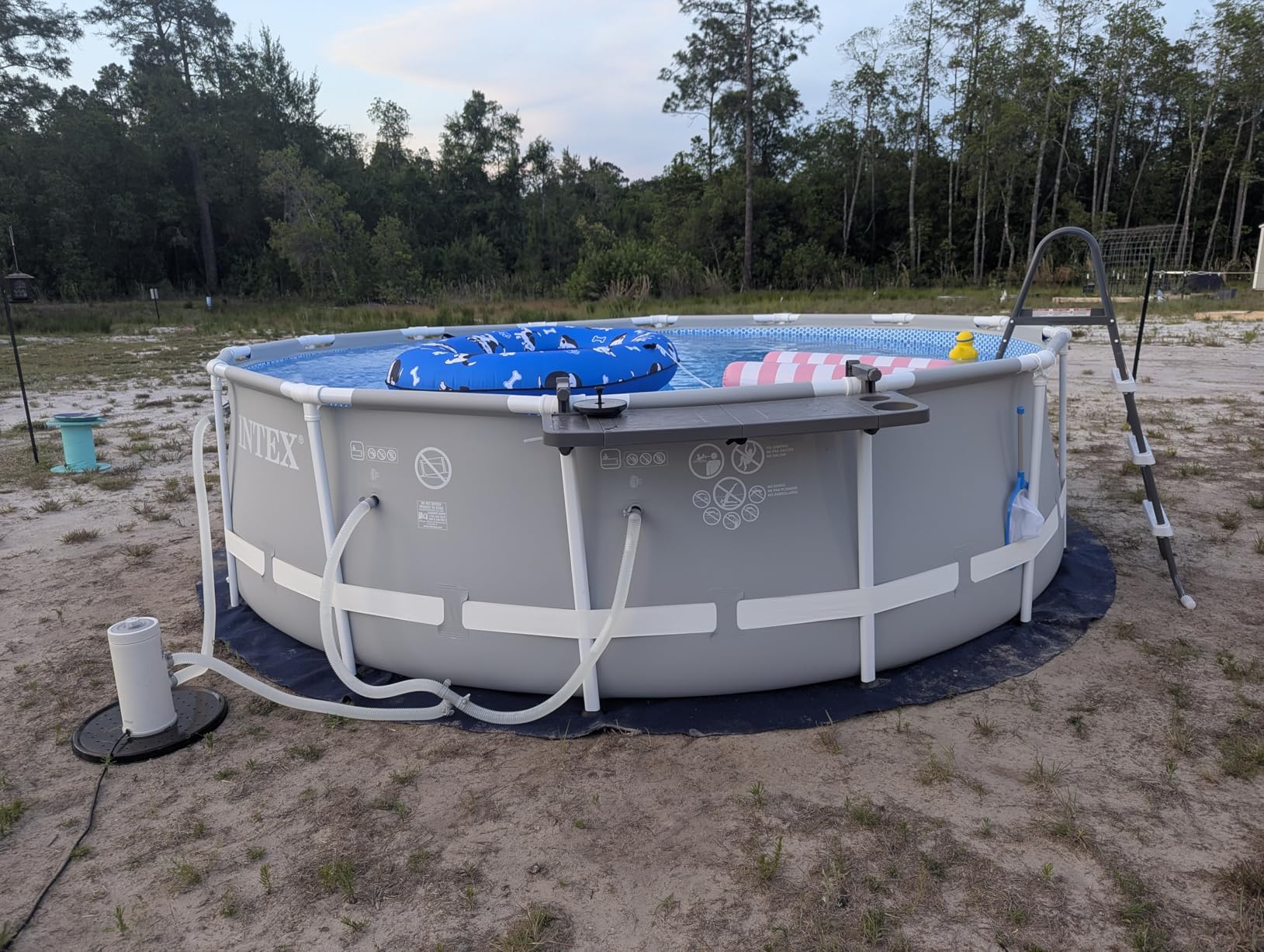 Intex 26719EH Prism Frame Premium Above Ground Swimming Pool Set: 14ft x 42in with 1000 GPH Cartridge Filter Pump customer photo 2