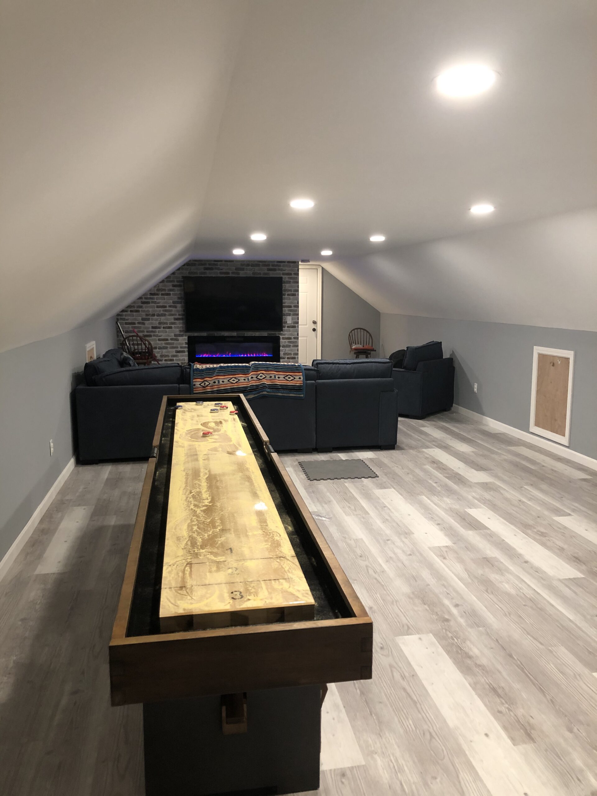 Barrington Shuffleboard Multiple Styles Urban Shuffleboard Game Table Collection with Puck Set Accessories customer photo 1