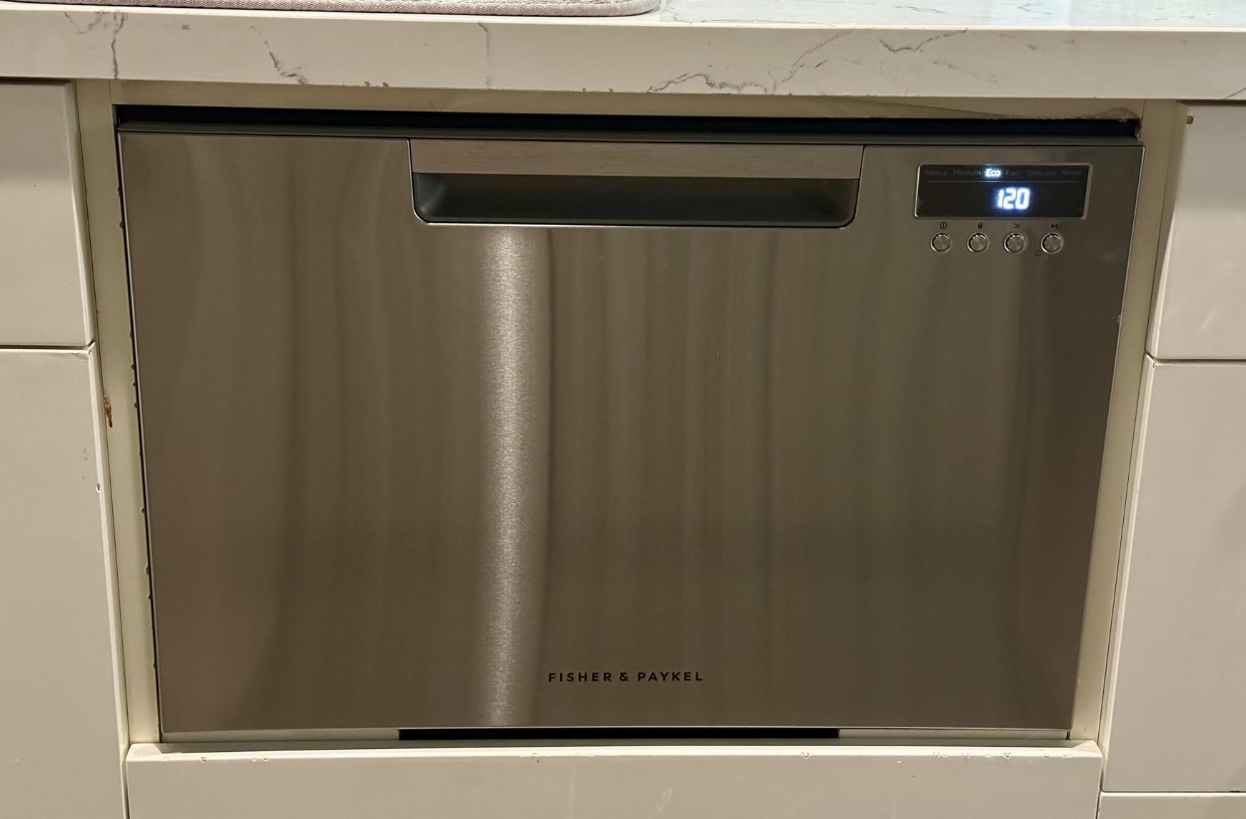 Fisher & Paykel DD24SAX9N Series 7 Contemporary Single DishDrawer Dishwasher customer photo 2