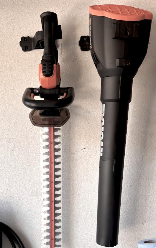 WORX Cordless Leaf Blower, Electric Blower with Turbine Fan, Blowers for Lawn Care with 2 Speed Control, Battery & Charger Included, WG547 customer photo 1