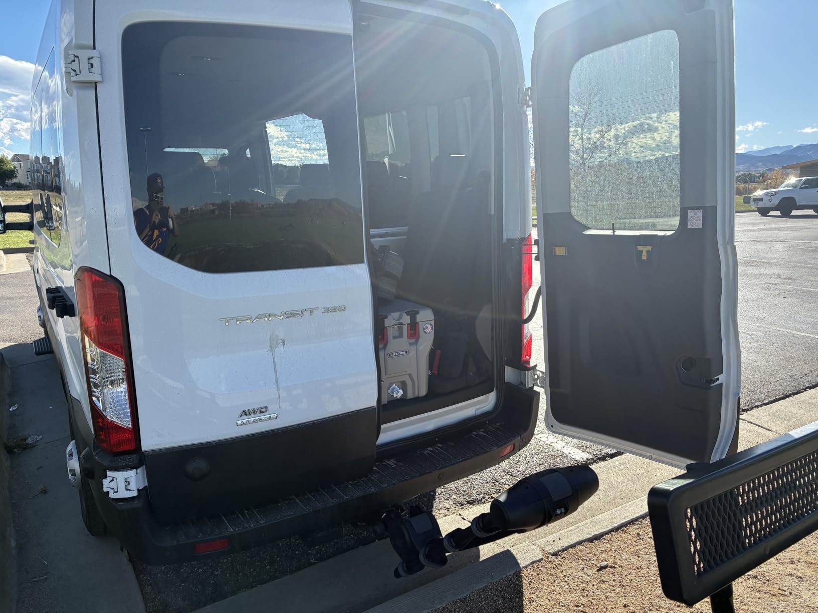 Thule Apex XT Bike Hitch Rack - Premium 4-Bike Hanging Style with Tilt and Lock customer photo 2