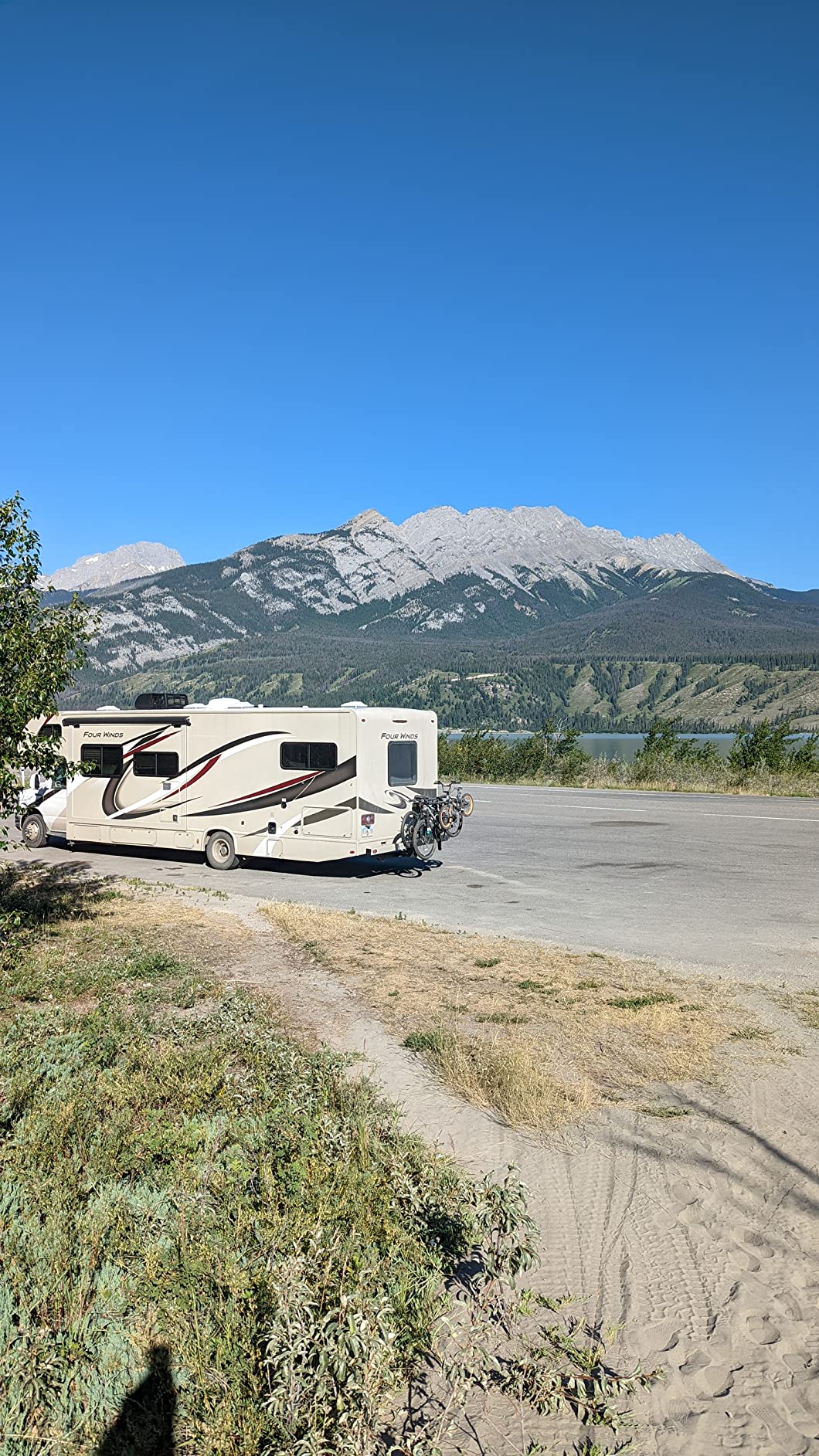 Thule Range Hanging Bike Rack - 4-Bike Carrier for RV Travel, Integrated Locks, Folding Arms customer photo 2