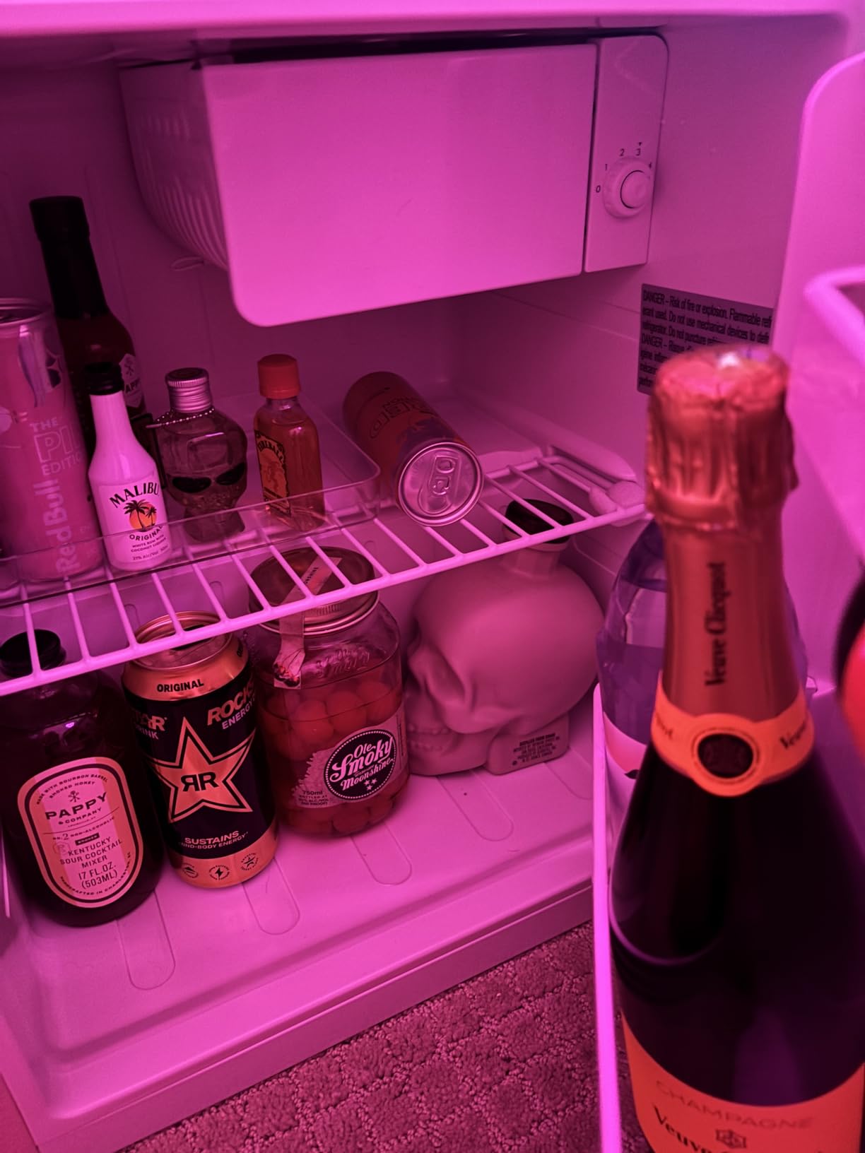 EFR176 1.6 cu. ft. Retro Bar Fridge with Side Bottle Opener (Moonbeam) customer photo 1