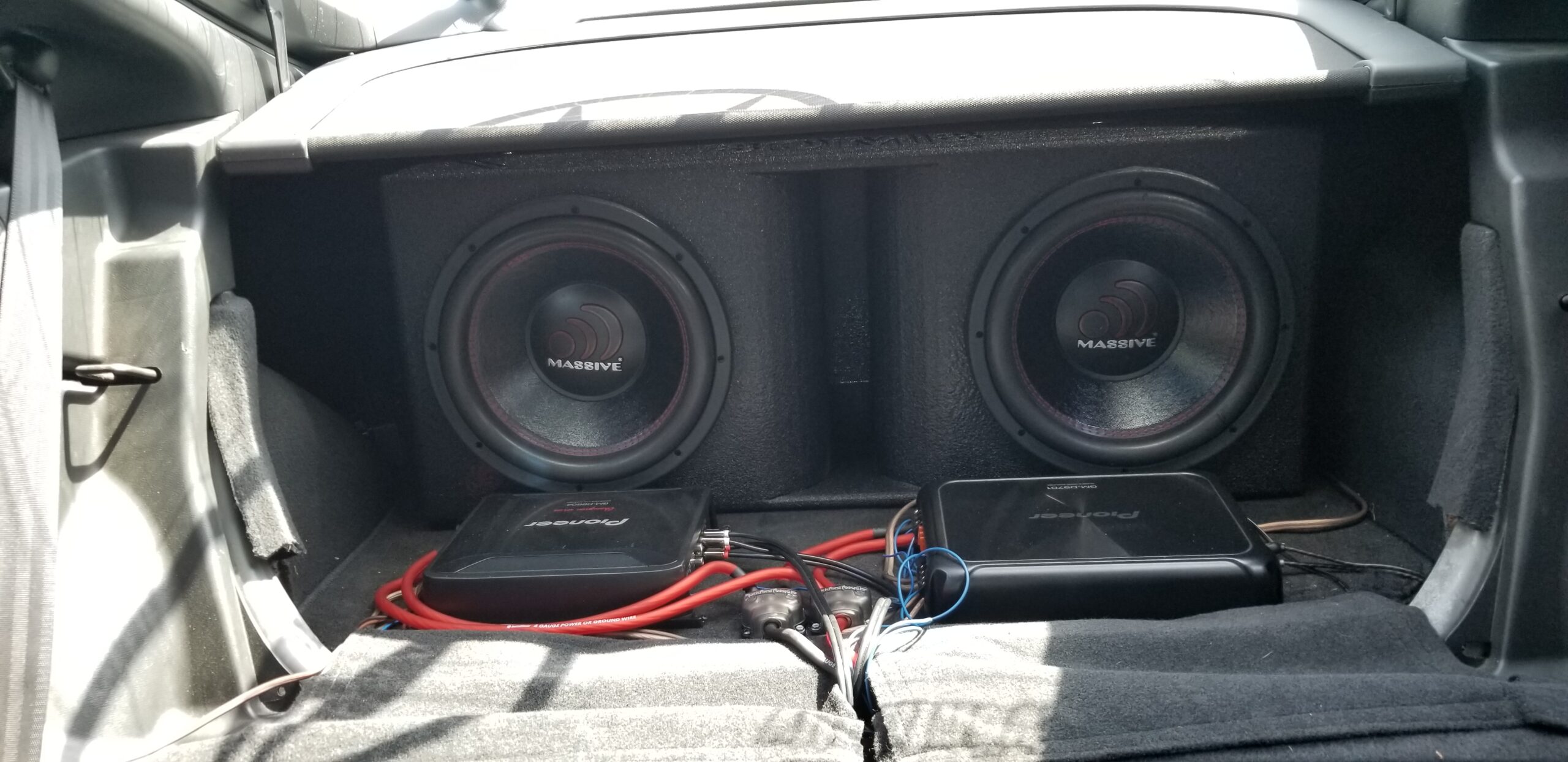Pioneer GM-D9705 GM Series 2,000-Watt 5-Channel Class D Amp customer photo 1