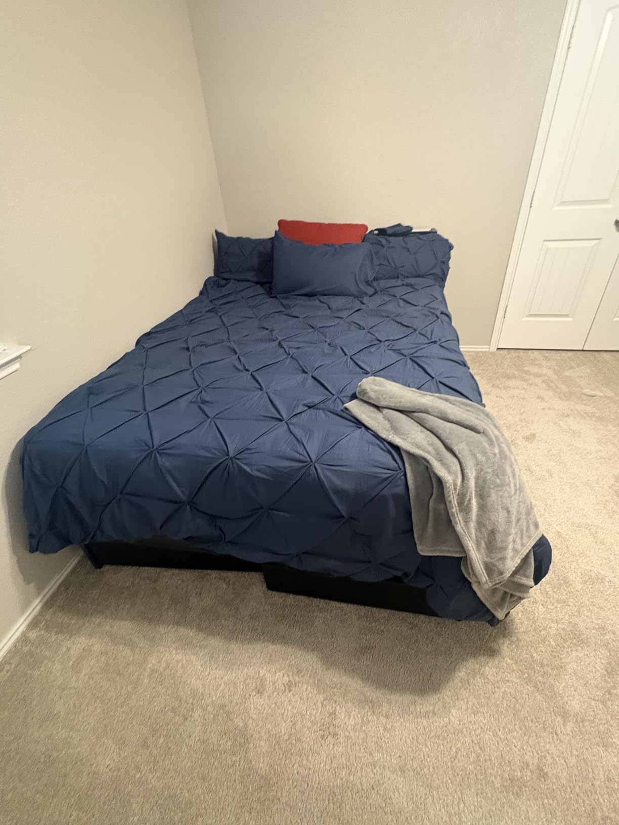 Bedsure Queen Comforter Set Grey - Bed in a Bag Queen Size Bedding 7 Pieces, GentleSoft Pintuck Bed Set Gift for Family, All Season Down Alternative Comforter with Sheets, Pillowcases & Shams customer photo 1
