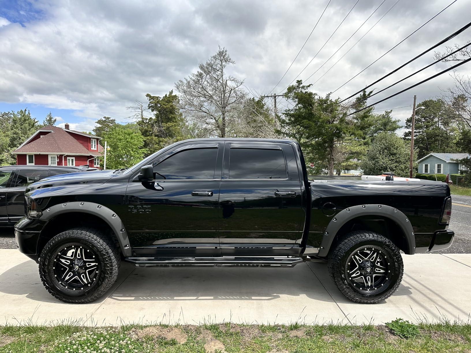 ECOTRIC Fender Flares Compatible with 2009-2010 Dodge Ram 1500/2011-2018 Ram 1500/2019-2023 Ram 1500 Classic Fleetside, Truck Wheel Flares Wheel Cover Textured Black Rivet Style 4Pcs customer photo 1