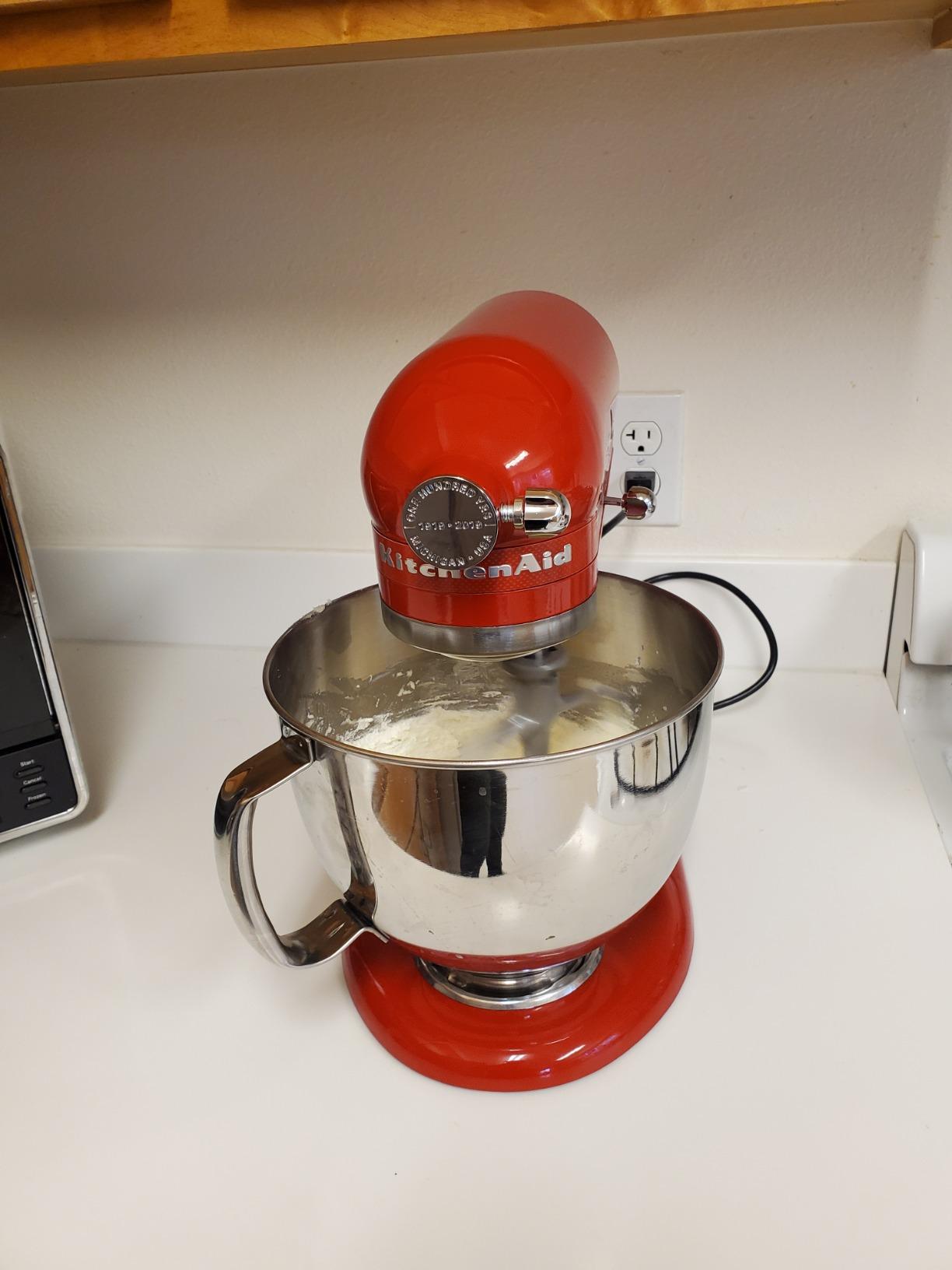 KSM180QHSD 100 Year Limited Edition Queen of Hearts Stand Mixer, Passion Red, 5 Qt customer photo 2