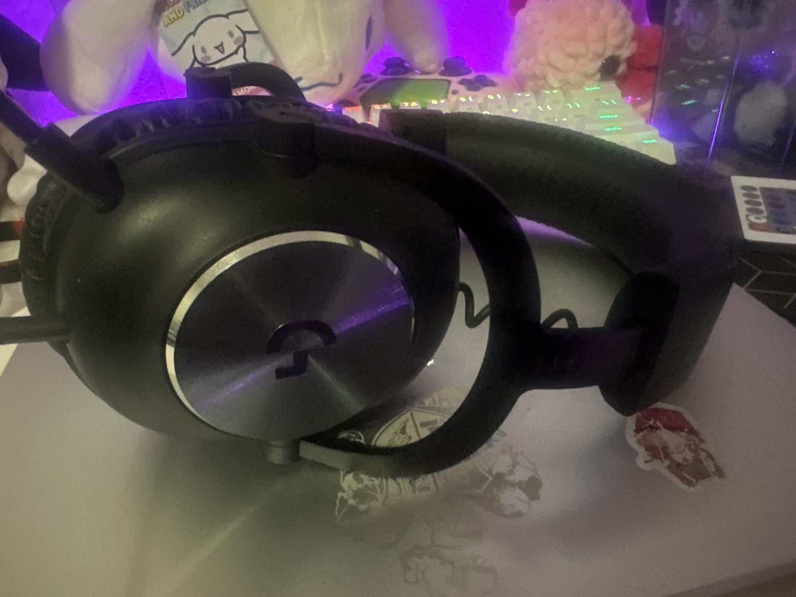 Pro X Wired Gaming Headset: Blue VO!CE Detachable Boom Mic, DTS 7.1, 50 mm Drivers, USB/3.5mm Aux, Spare Memory Foam Ear Pads, USB DAC & Bag Included - Black customer photo 2