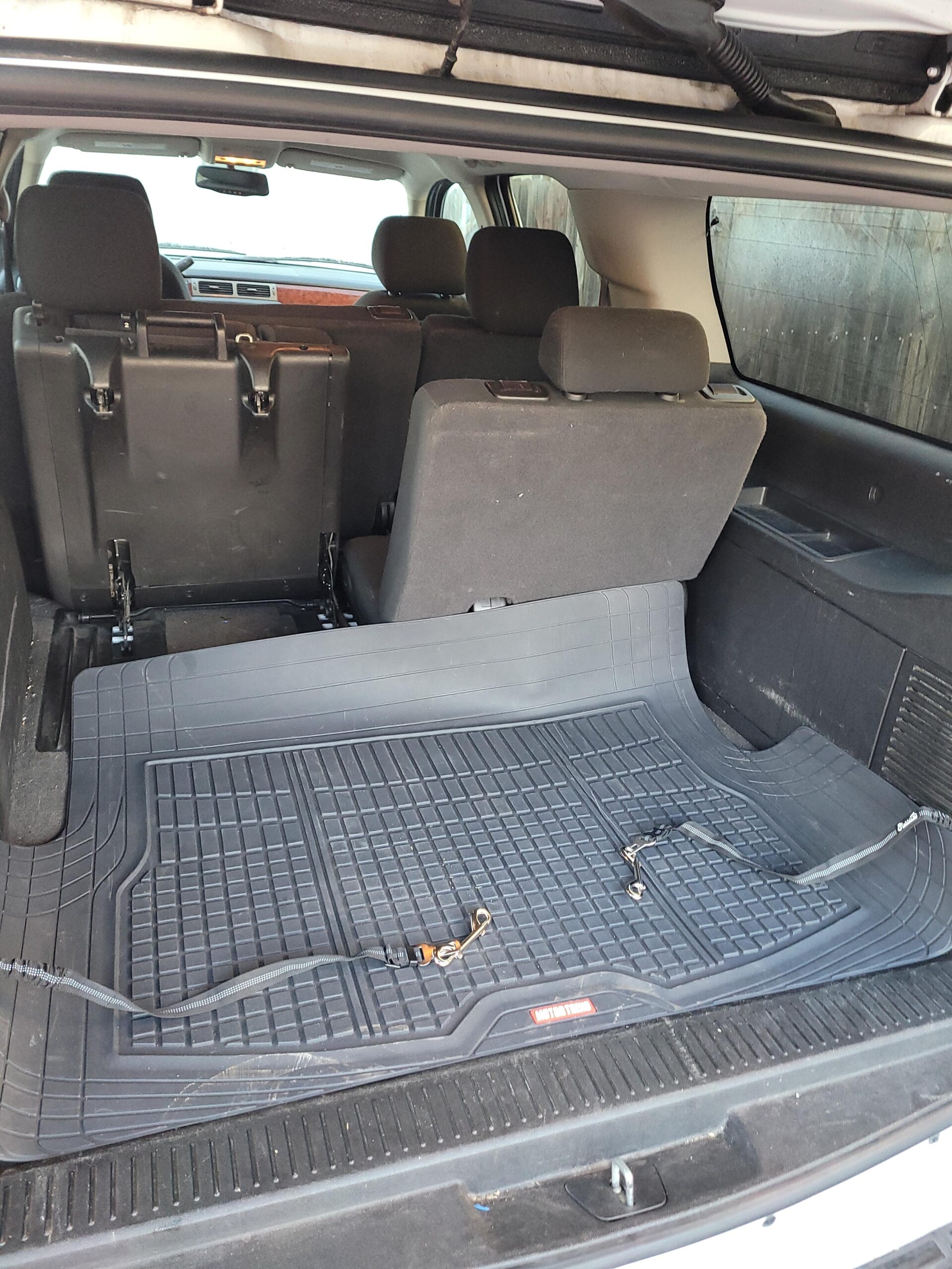 Motor Trend Premium FlexTough All-Protection Cargo Mat Liner - w/Traction Grips & Fresh Design, Heavy Duty Trimmable Trunk Liner for Car Truck SUV, Black (OF-985-BK) customer photo 2