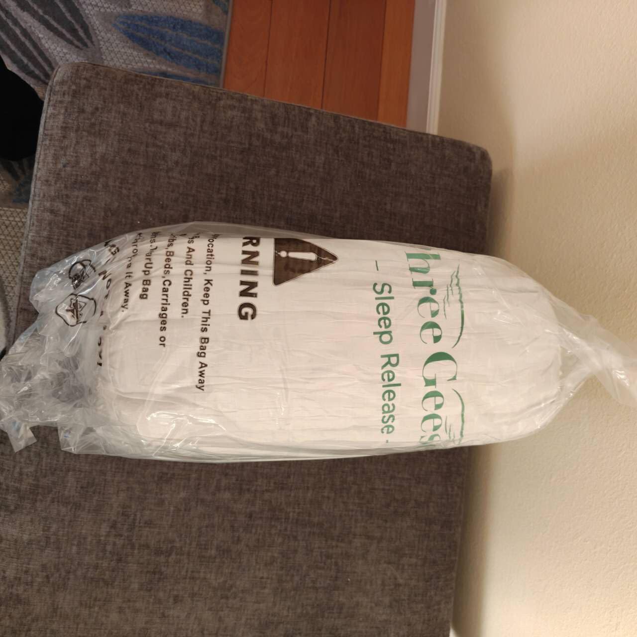 Three Geese Pinch Pleat Waterfowl Feathers and Down Comforter Queen Size Duvet Insert, 750+ Fill Power, 1200TC 100% Cotton, Premium All Seasons White Warm Hotel Comforter with 8 Tabs customer photo 1