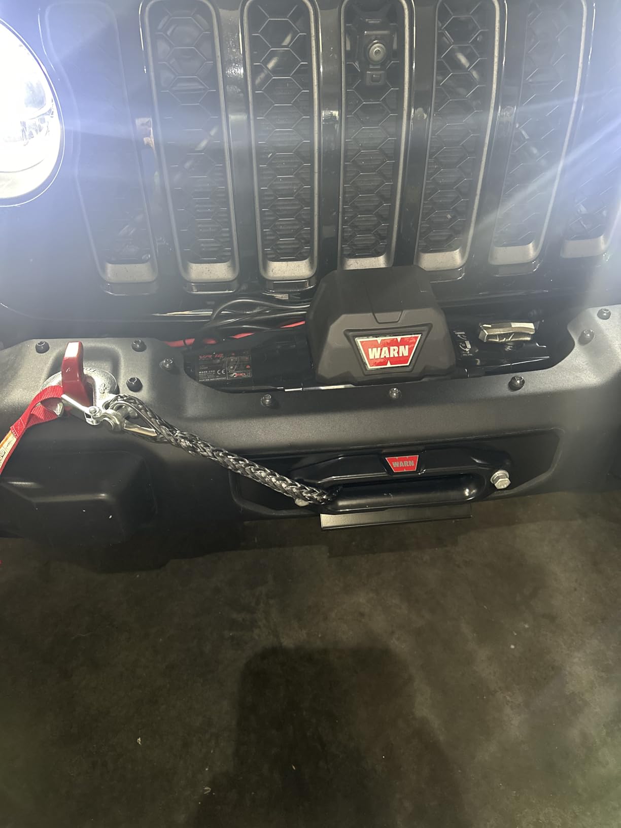 WARN VR EVO 12-S Electric 12V Winch - 12,000 lb Pull Capacity, Synthetic Rope, IP68 Waterproof, Off-Road Recovery Winch for Trucks, Jeeps, and SUVs customer photo 1