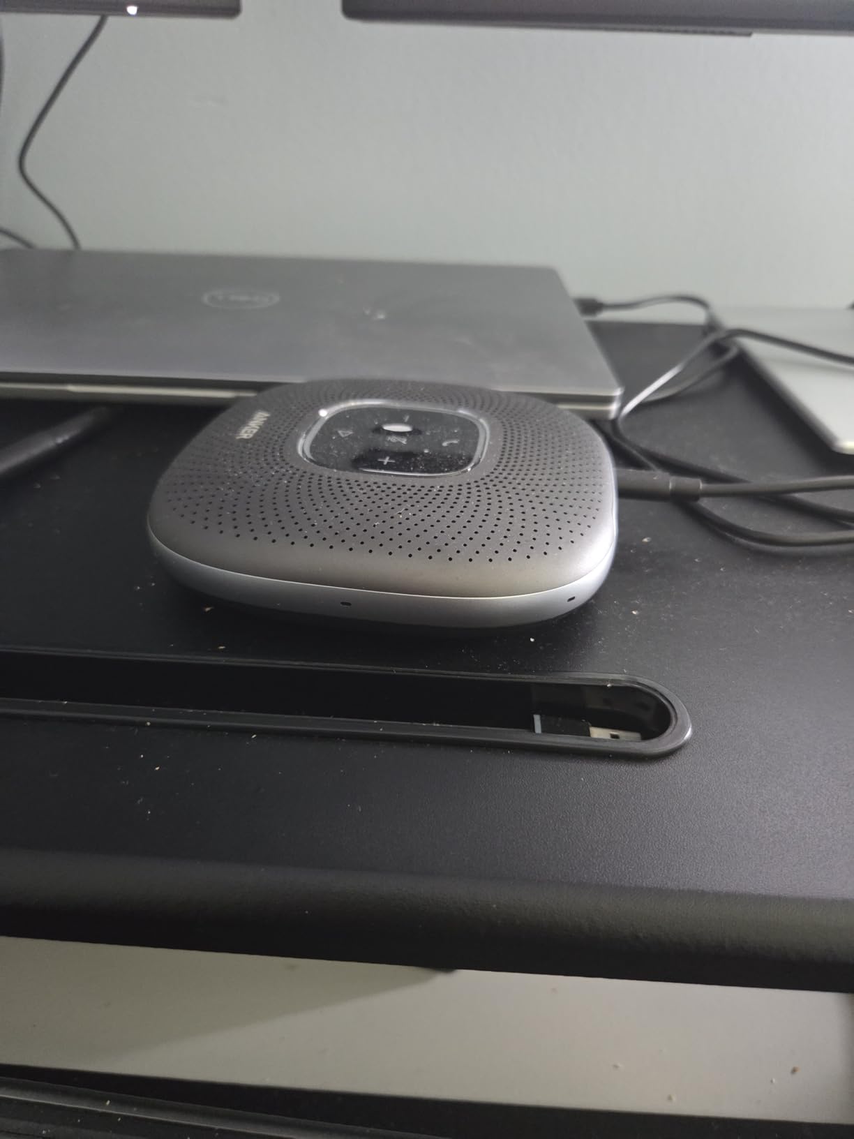 Anker PowerConf Speakerphone, Zoom Certified Conference Speaker with 6 Mics | 360° Enhanced Voice Pickup, 24H Call Time, Bluetooth 5.3, USB C, Compatible with Leading Platforms for Personal Workspaces customer photo 1