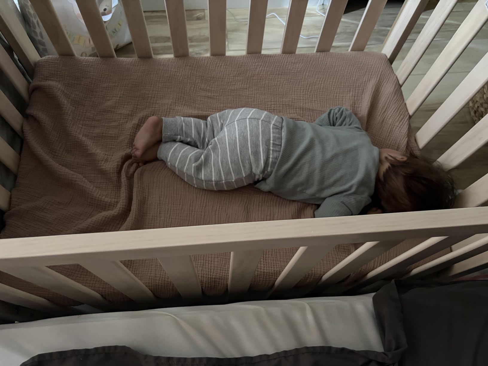 Carter's by DaVinci Colby 4-in-1 Convertible Mini Crib with Trundle Drawer in Grey and White, Greenguard Gold Certified, Undercrib Storage customer photo 2