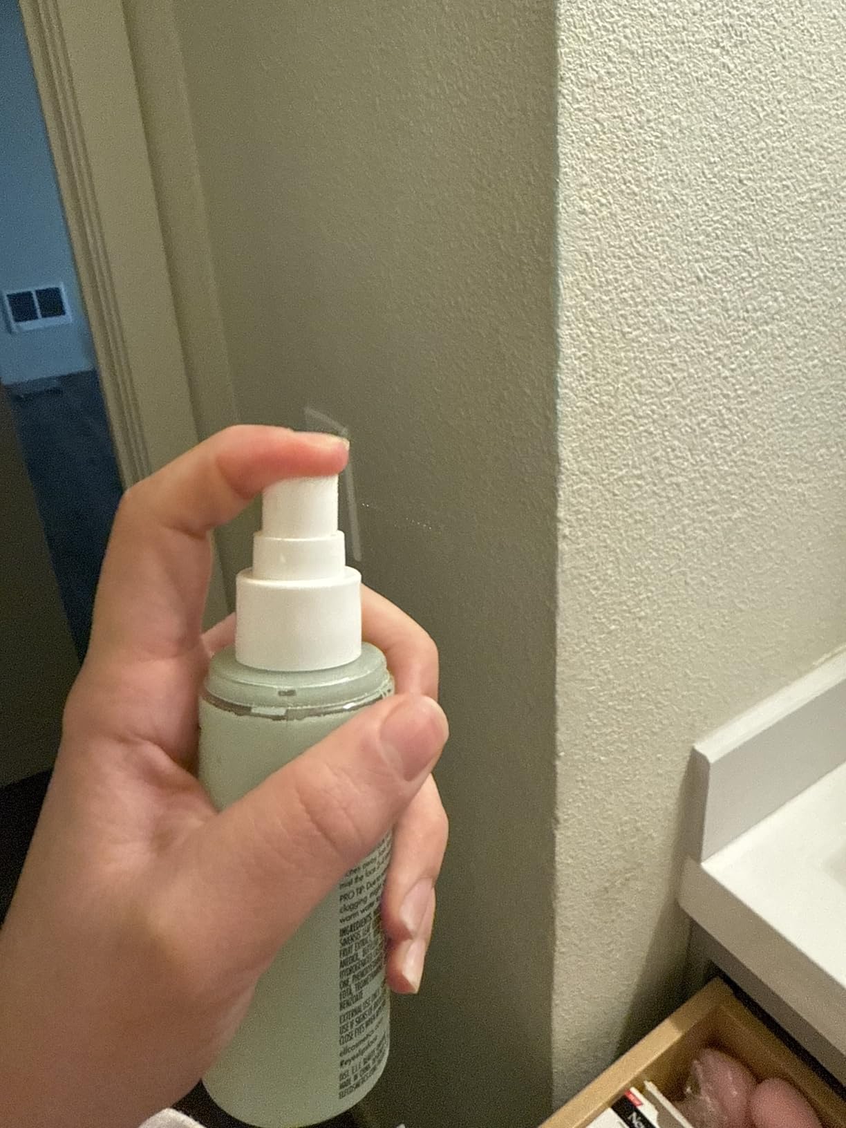 e.l.f. Stay All Night Micro-Fine Setting Mist, Hydrating & Refreshing Makeup Setting Spray For 16HR Wear-time, Vegan & Cruelty-Free, 2.7 Fl Oz customer photo 2
