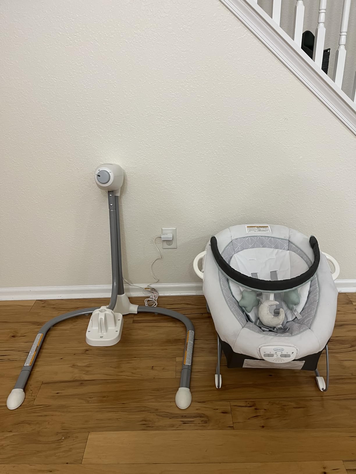 Graco Soothe 'n Sway LX Portable Baby Swing and Baby Bouncer, Multi Direction Seat, 2 Speed Vibration customer photo 1