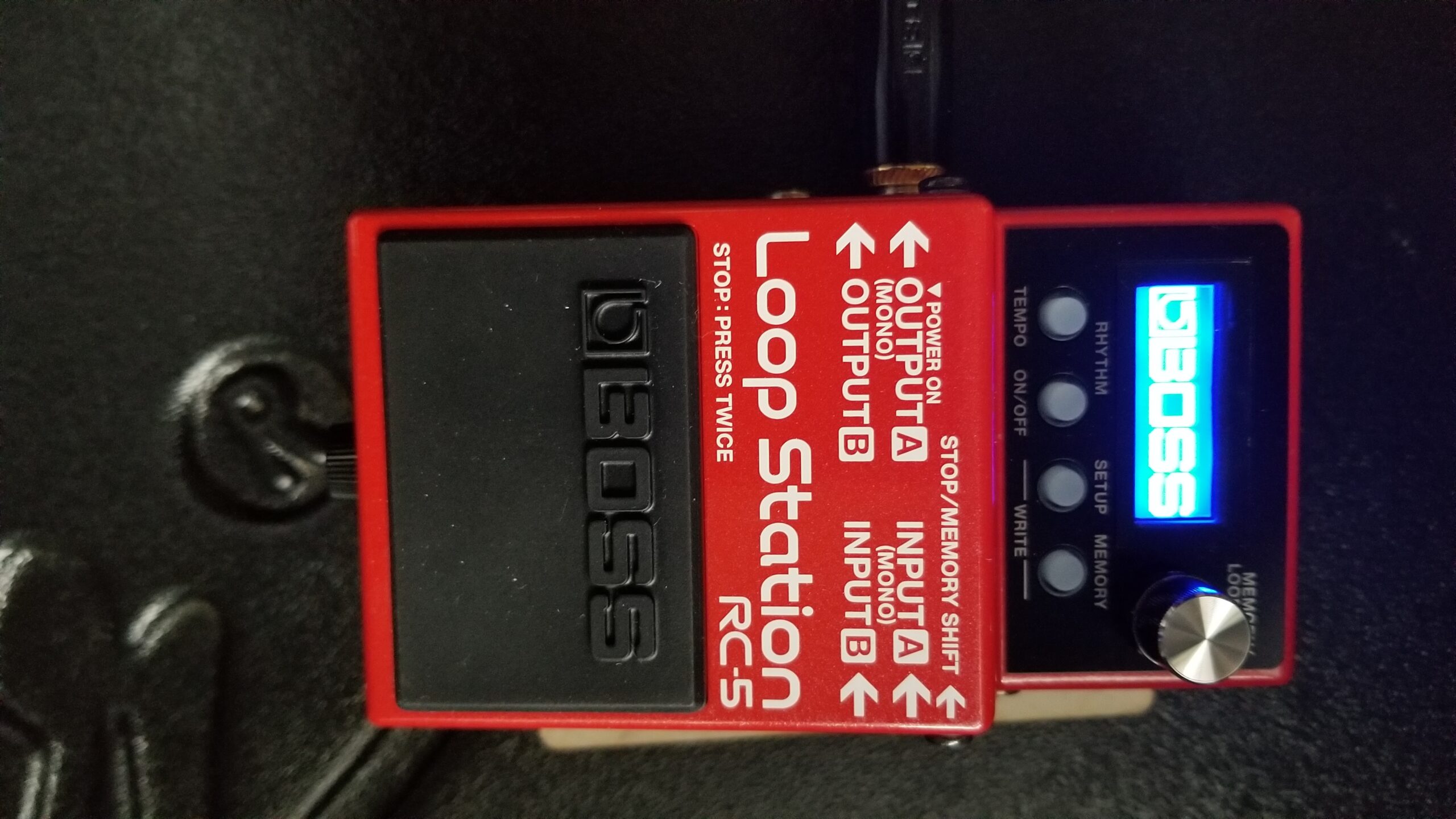 BOSS RC-5 Loop Station | Advanced Looping Features in a Compact Pedal | 32-Bit AD/DA | 13 Hours Record Time | Multi-Color LCD | MIDI/IO & USB Connectivity customer photo 2
