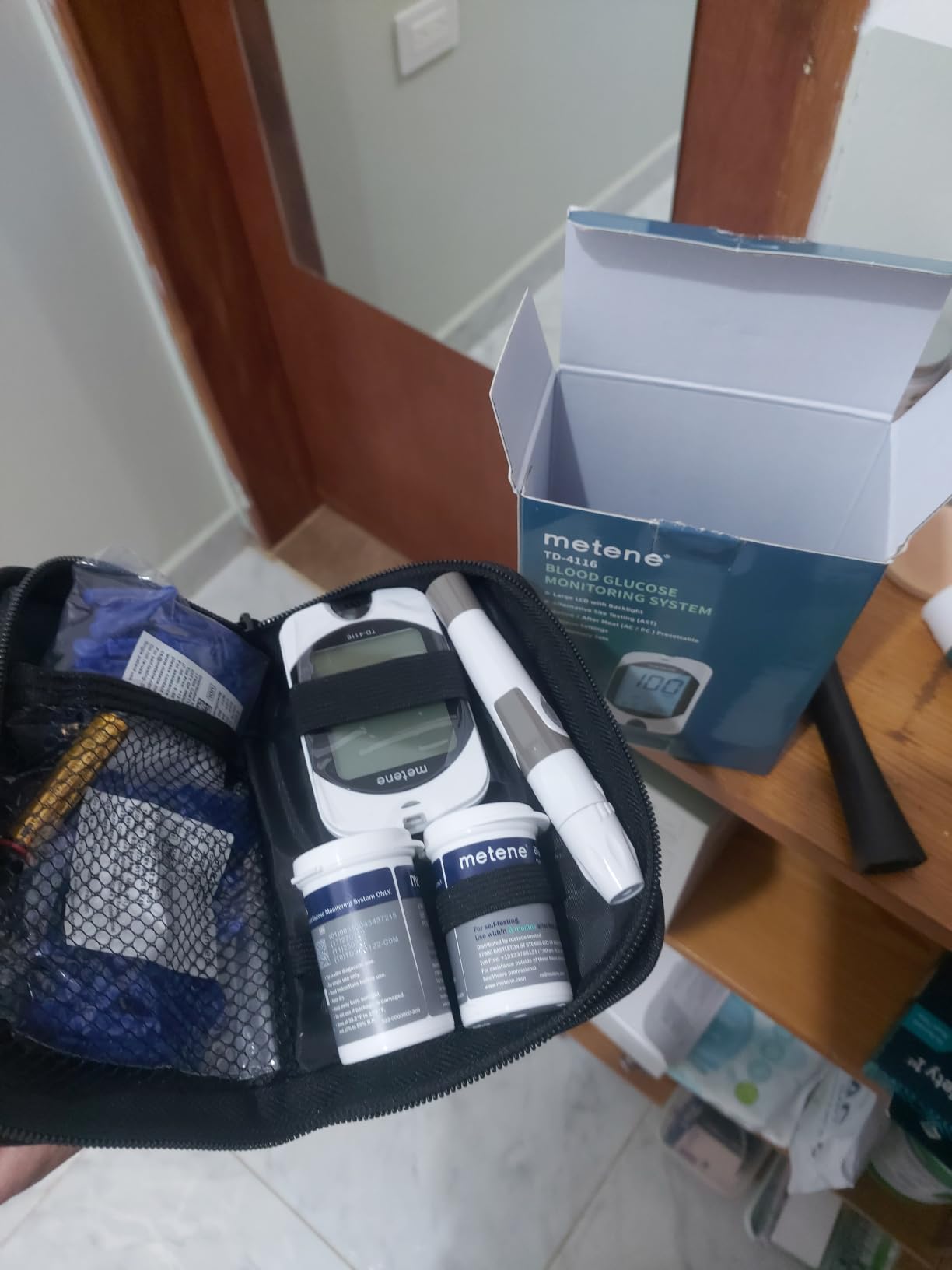 Metene TD-4116 Blood Glucose Monitor Kit, 100 Glucometer Strips, No Coding | 100 Lancets & Control Solution & Lancing Device, Blood Sugar Monitor Large Display , Blood Sugar Test Kit for Home Use customer photo 1