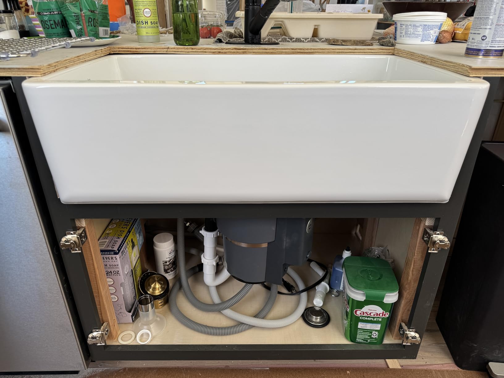 KRAUS Turino 33-inch Farmhouse Reversible Apron Front Fireclay Single Bowl Kitchen Sink in Matte White, KFR1-33MWH customer photo 1