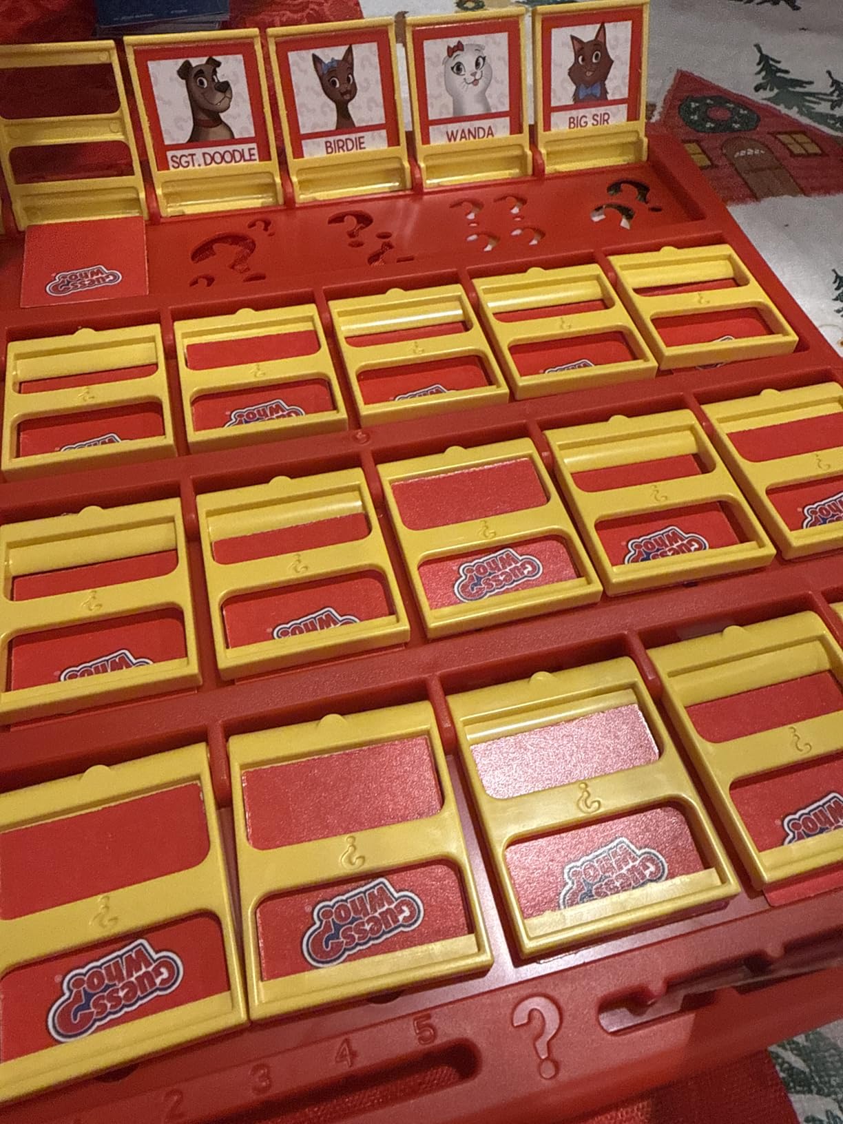 Hasbro Gaming Guess Who? Board Game, with People and Pets Cards, The Original Guessing Game for Kids, Ages 6 and Up, Easter Gifts for Boys and Girls (Amazon Exclusive) customer photo 1
