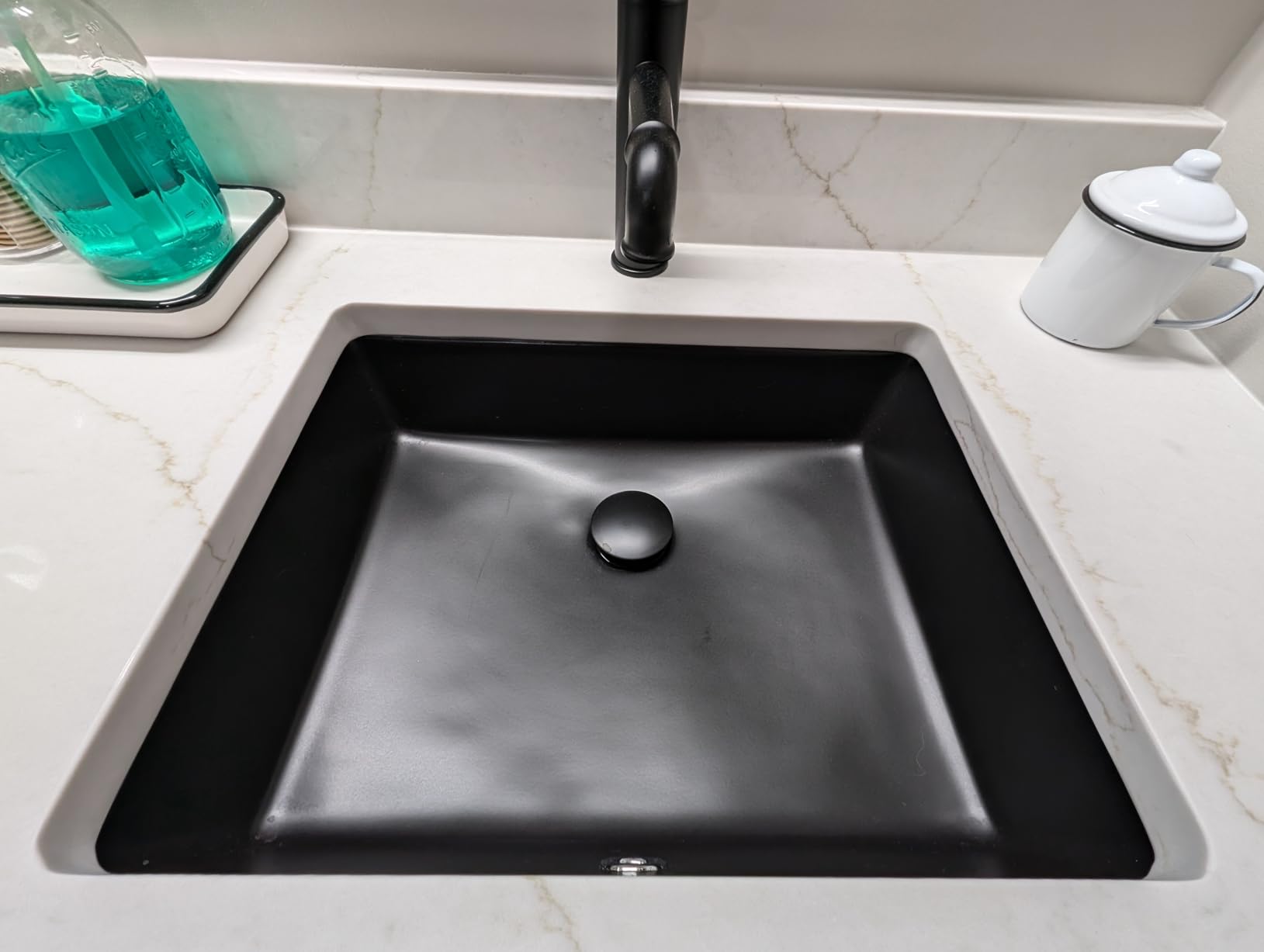 DeerValley Ally Undermount Bathroom Sink, 21