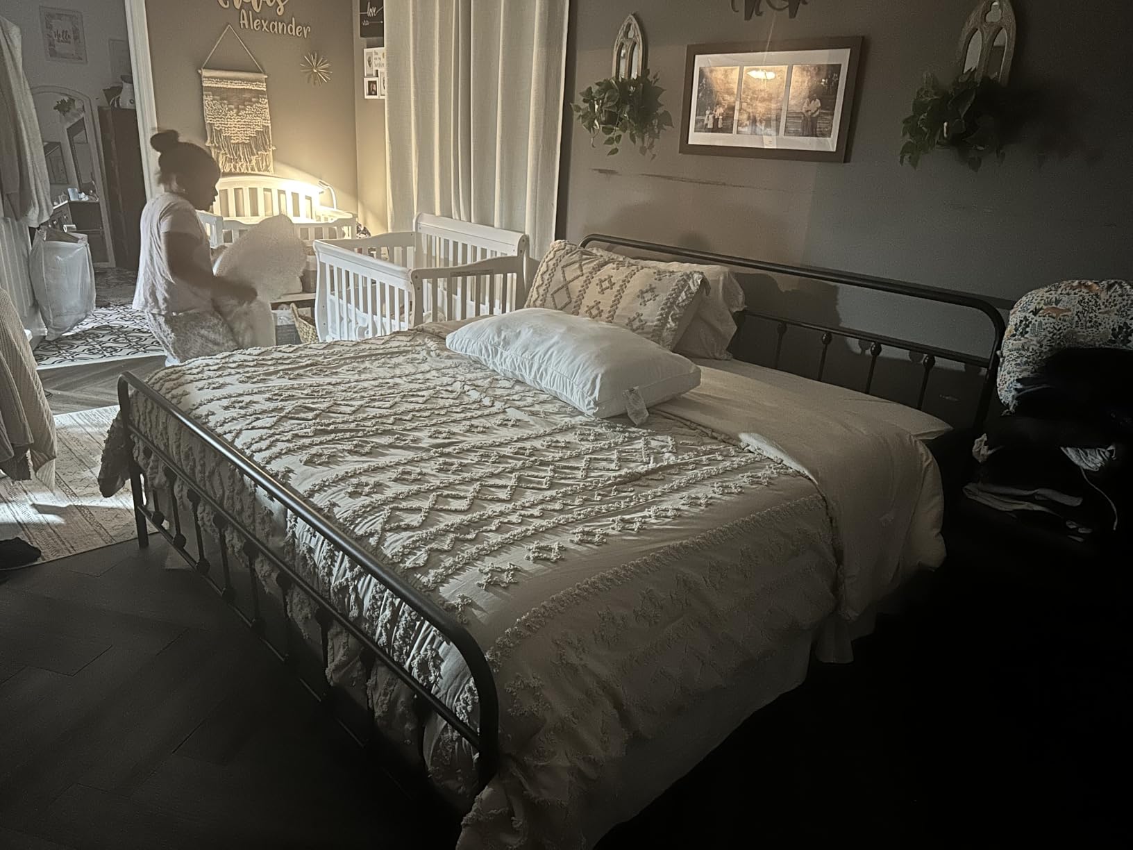 Yaheetech Victorian Vintage Queen Metal Platform Bed Frame, Classic Iron Art Headboard & Footboard, Stable & Noiseless, 12.6 Inch Under Bed Storage, No Box Spring Needed, Easy Assembly, Black customer photo 2