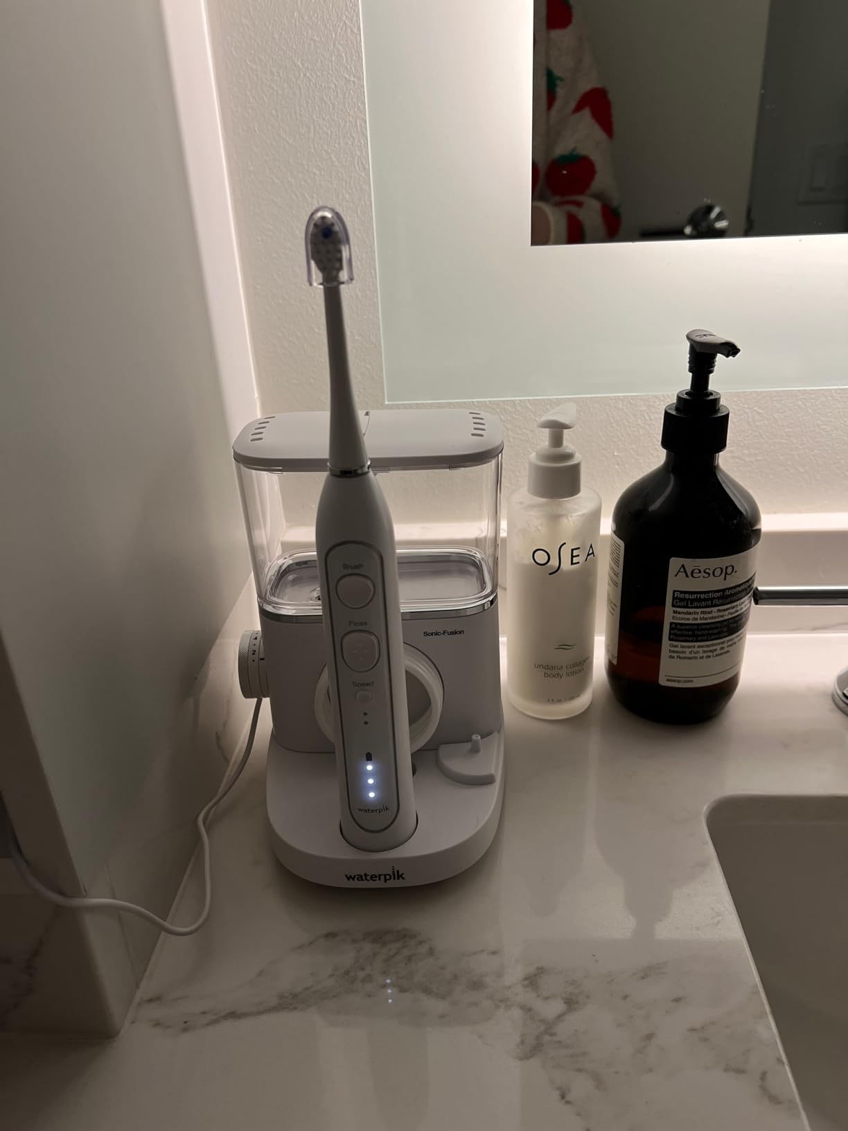 Sonic-Fusion 2.0 Professional Flossing Electric Toothbrush with Water Flosser Combo Two In One, For Daily Gum Care and Cleaning Teeth, Braces, Implants, White SF-04CD010-1, Packaging May Vary customer photo 1