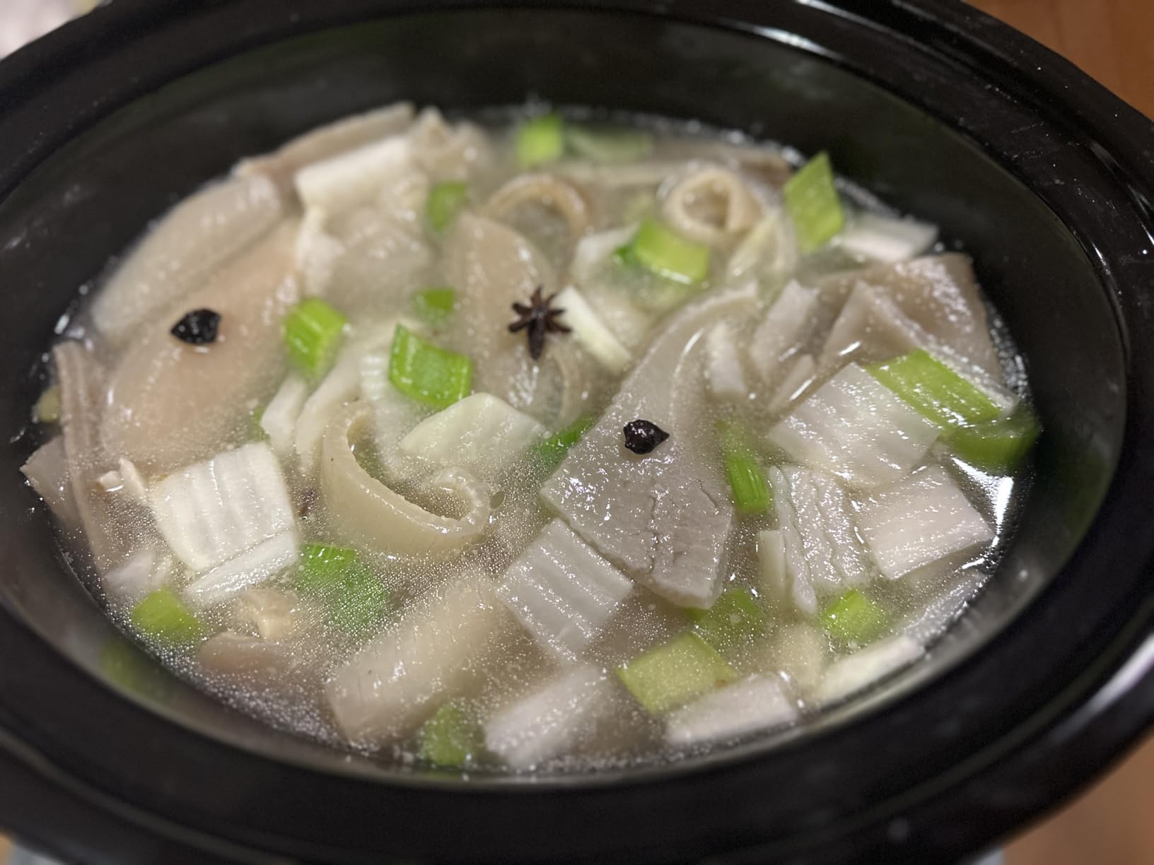 Hamilton Beach Portable 6 Quart Set & Forget Digital Programmable Slow Cooker with Lid Lock, Temperature Probe & Defrost Setting, Dishwasher Safe Crock & Lid, Silver (33869) customer photo 1