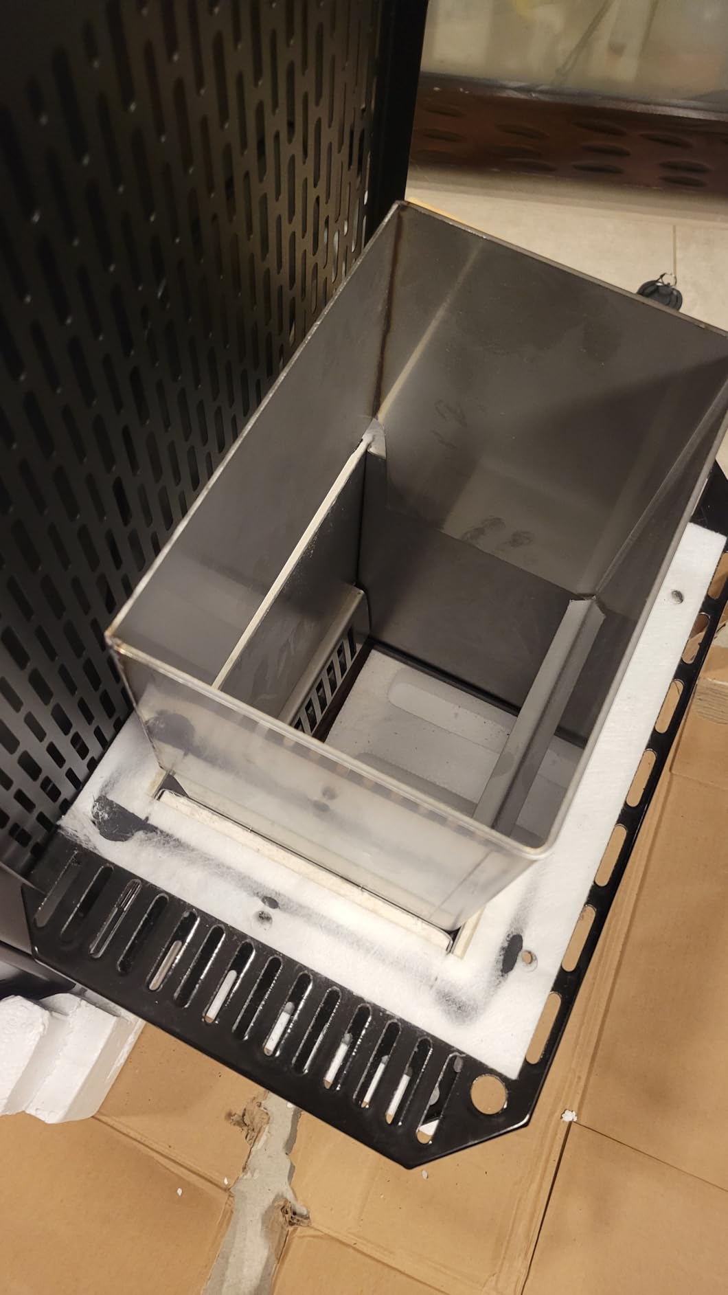 Masterbuilt® Gravity Series® 800 Smoker Grill - Charcoal Grill plus Griddle Insert, Digital Control, App Connectivity, 800 Cooking Square Inches in Black, Model MB20040221 customer photo 2