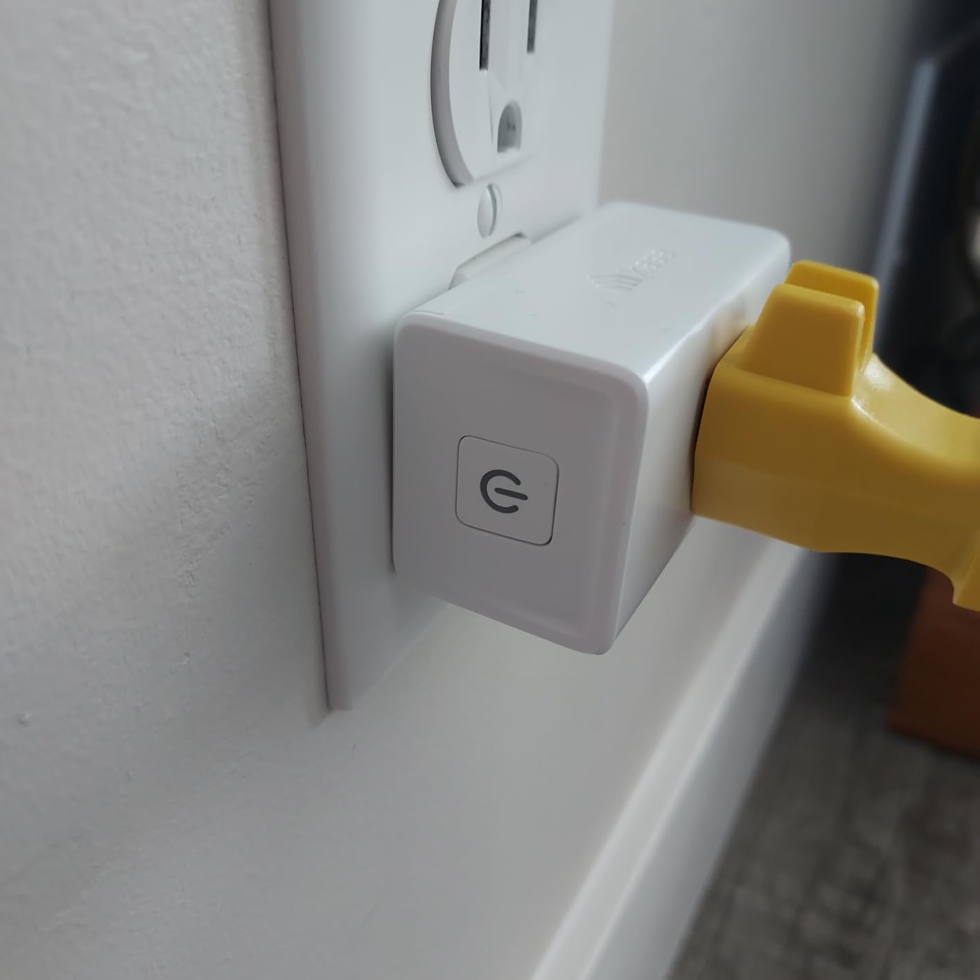 Kasa Smart Plug Ultra Mini 15A, Smart Home Wi-Fi Outlet Works with Alexa, Google Home, No Hub Required, UL Certified, 1-Pack (EP10) customer photo 2