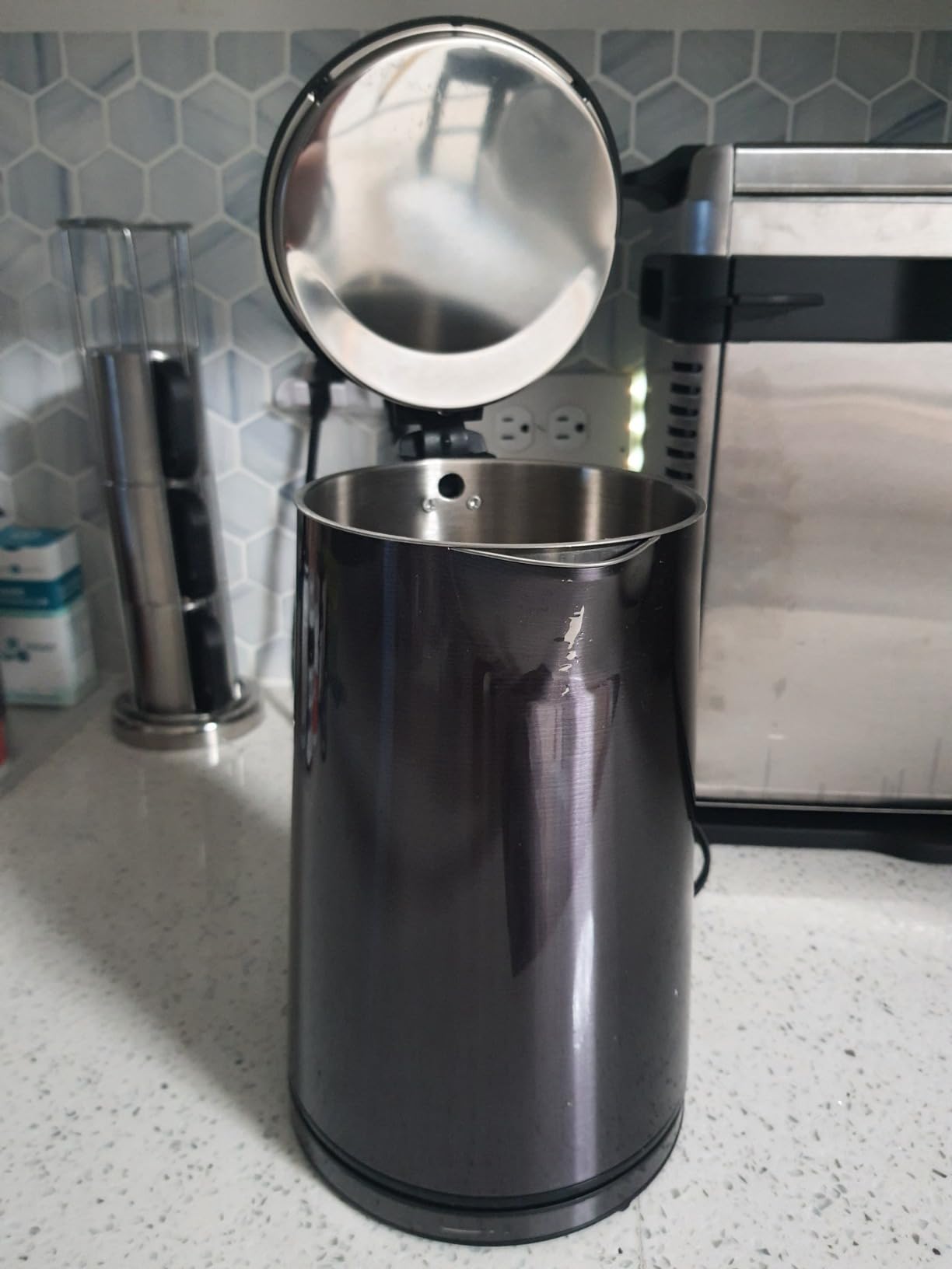 Cosori Electric Kettle, No Plastic Inner Lid, Filter & Spout, Stainless Steel Tea Kettle, Automatic Shut Off & Boil-Dry Protection, Durable Tea Kettle Boiler & Heater, 1.5L/1500W, Black customer photo 2