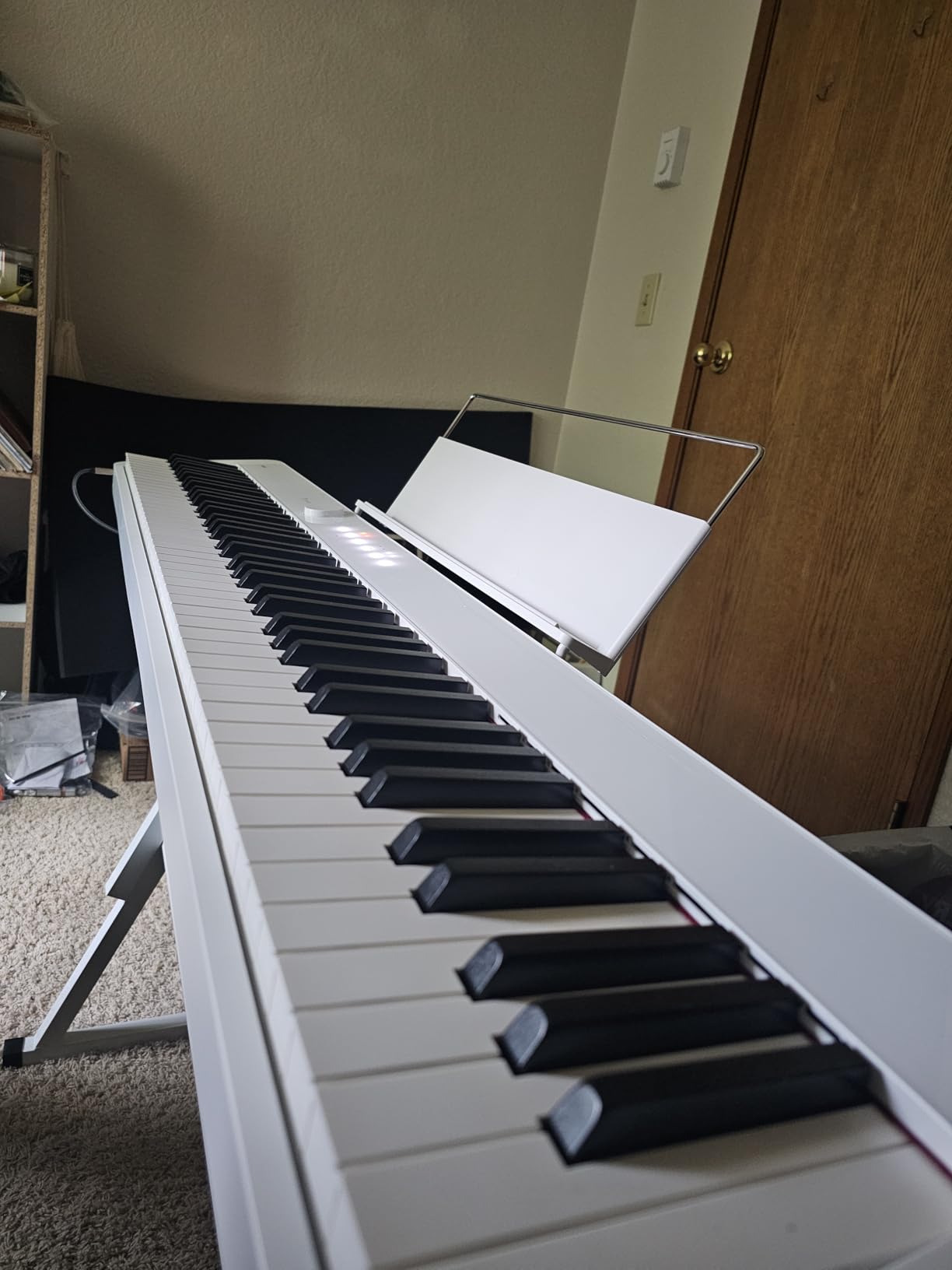Casio Privia PX-S1100 88-Key Touch-Responsive Weighted Digital Piano, Ultra-Portable, Bluetooth, Gloss White Finish customer photo 2