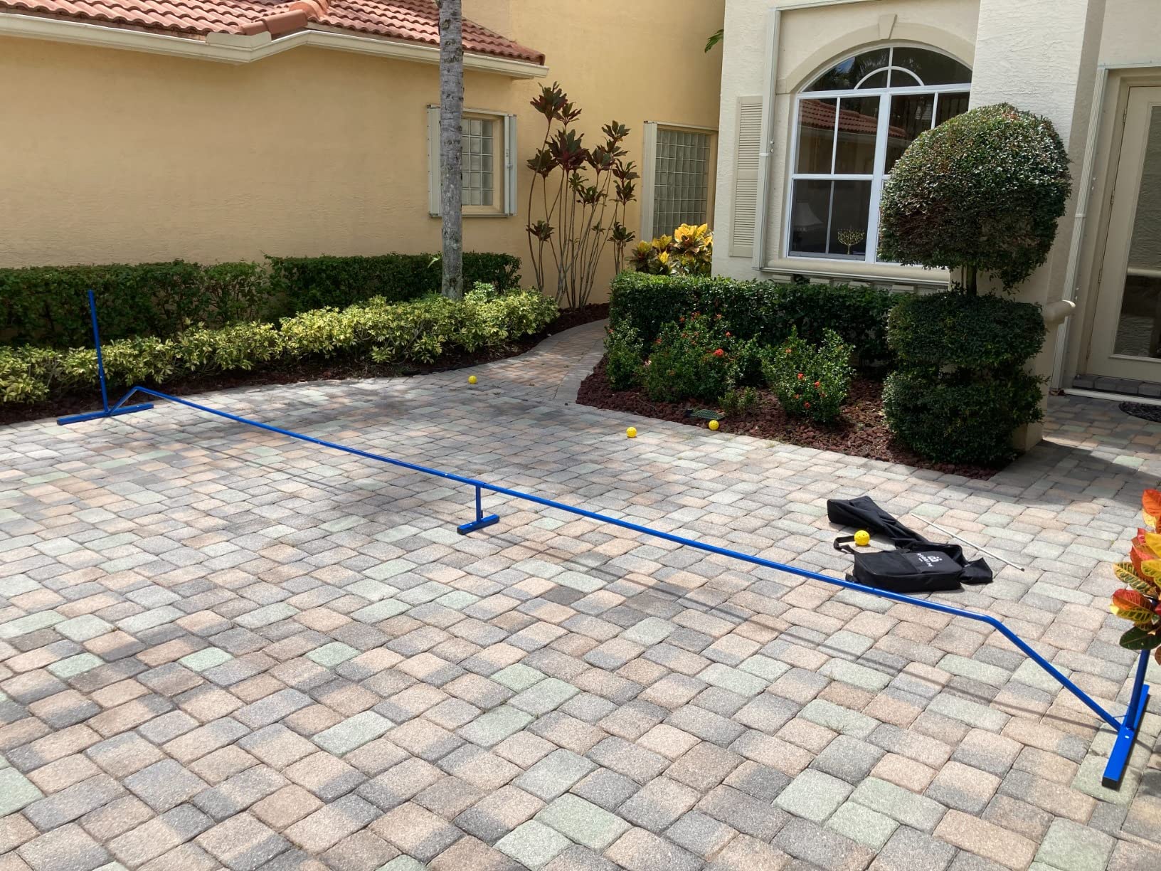 Pickleball Set with Net | 4 USA Pickleball Approved Carbon Fiber Paddles, Portable Regulation Size Net System, 8 Outdoor Balls, Duffle Bag & Carry Bag - ROBBIMS customer photo 2