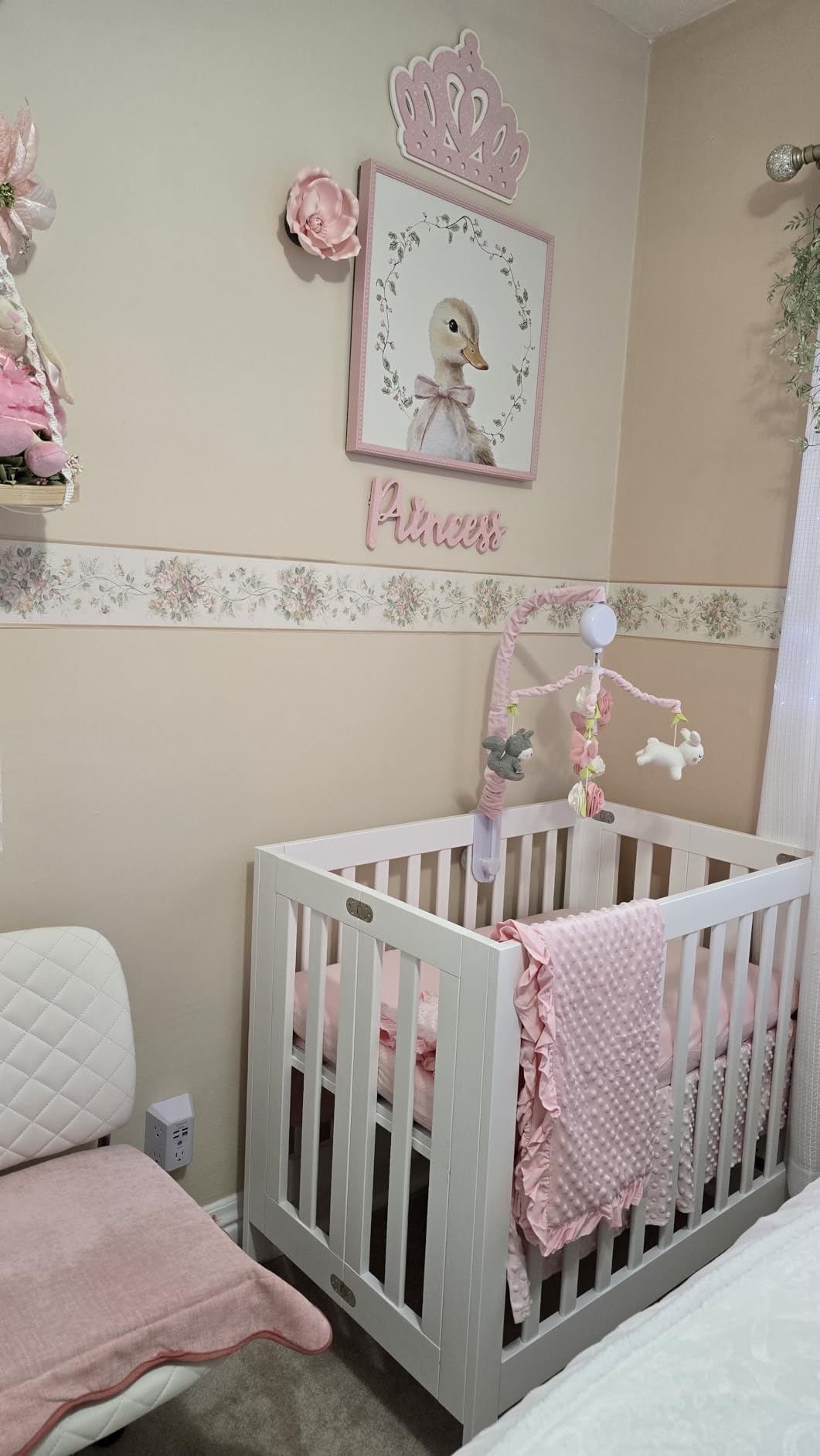 Babyletto Origami Mini Portable Crib Folding with Wheels in Light Sage, 2 Adjustable Mattress Positions, Greenguard Gold Certified customer photo 2