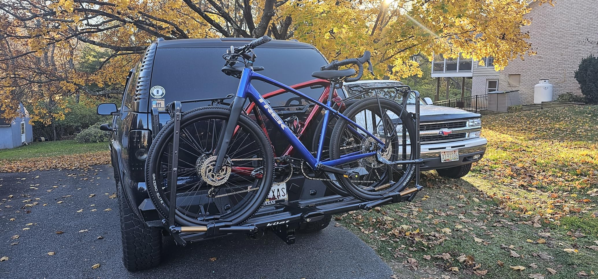 Kuat Piston Pro X LED Dual Ratchet Hitch Rack - Premium 2-Bike, No Frame Contact Platform customer photo 1