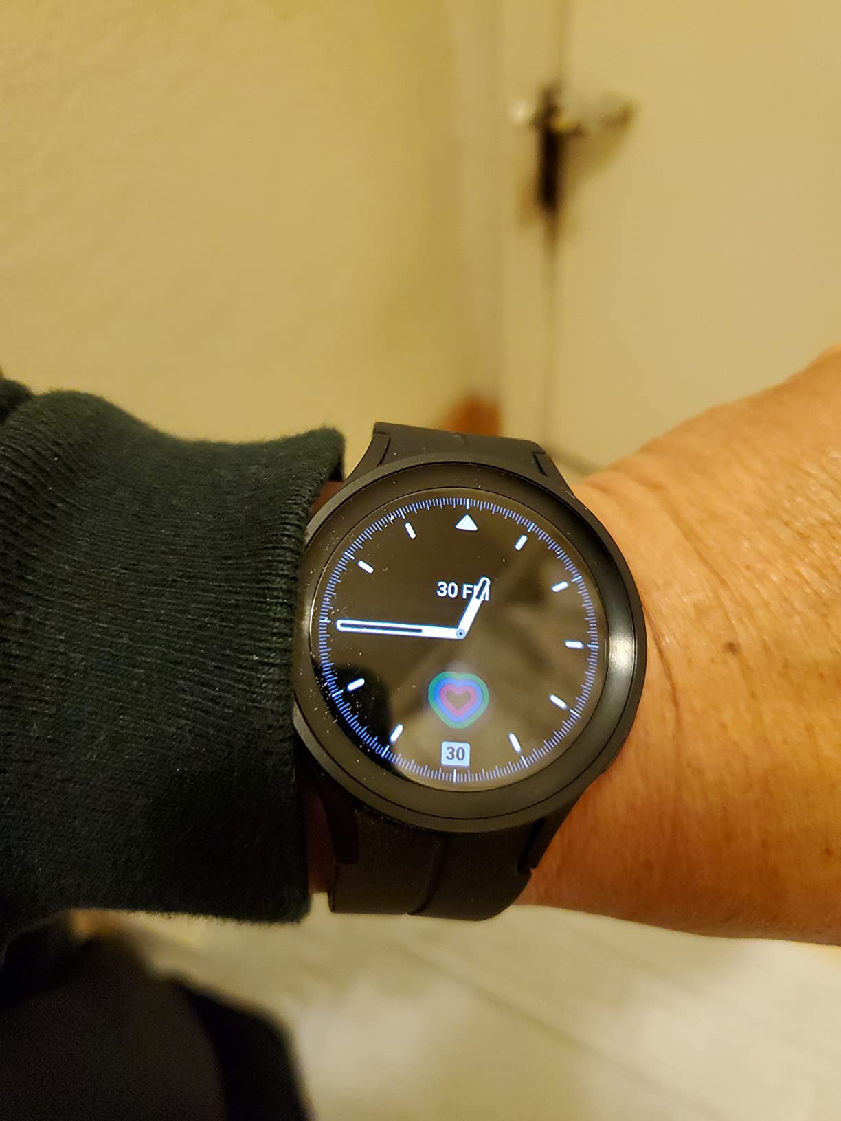 Galaxy Watch 5 Pro 45mm Bluetooth Smartwatch, Body, Health, Fitness, Sleep, Heart Rate Tracker, Improved Battery, Sapphire Crystal Glass, GPS Route Tracking, Titanium Frame, US Version, Black customer photo 1