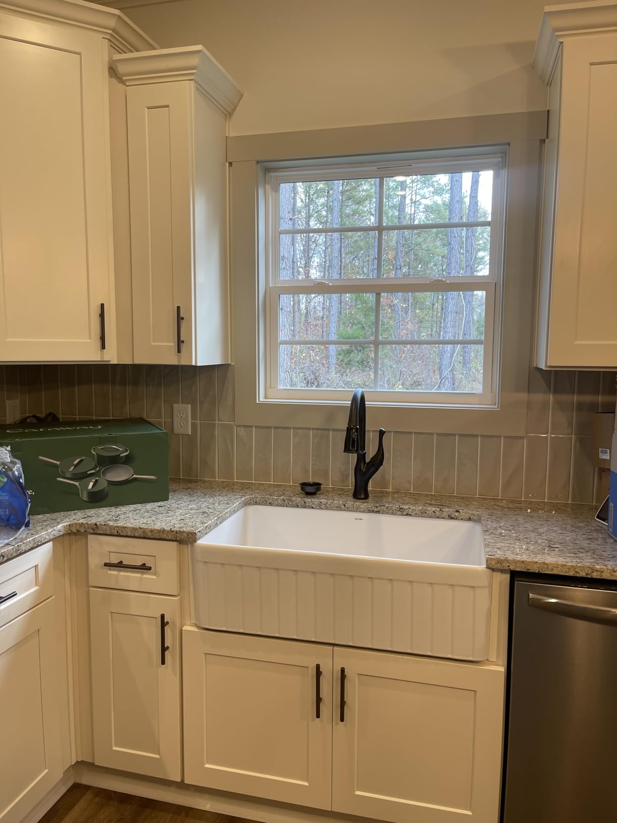 White Farmhouse Sink 33 inch, Fireclay Apron Front Farm Kitchen Sink, Single Bowl Deep Drop-in Undermount Reversible Sinks with Grid & Strainer customer photo 2