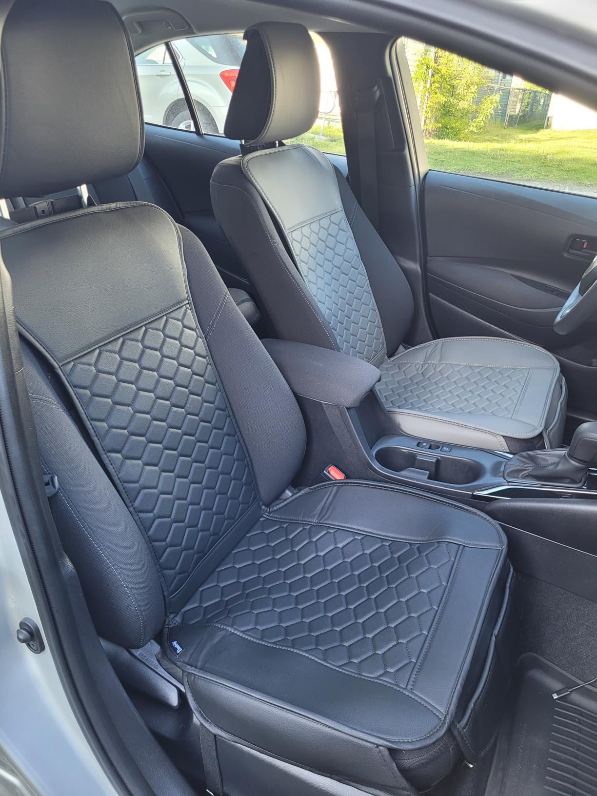 Elantrip 2PCs Front Car Seat Covers Leather Water Proof Seat Protector Universal fit for Most Cars SUVs and Trucks Black customer photo 1