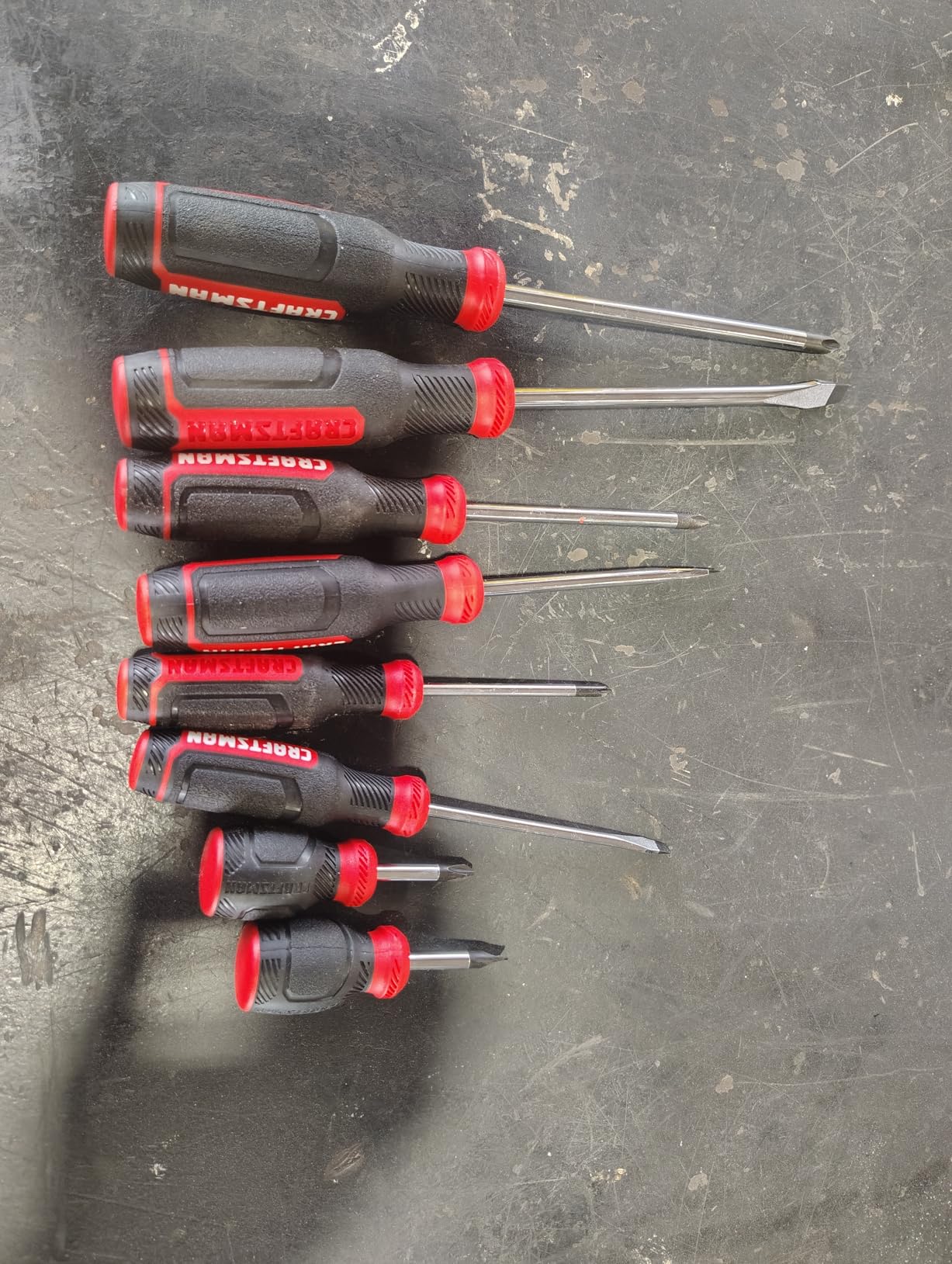 Screwdriver Set, Bi-Material, 8 Piece Set (CMHT65075N) customer photo 2