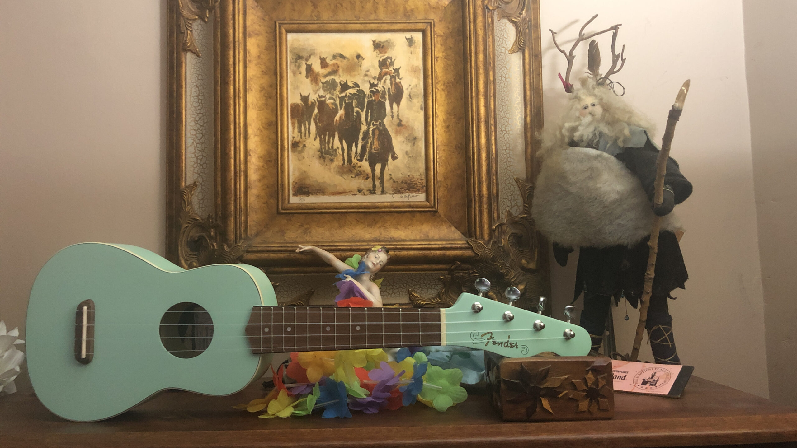 Fender Avalon Tenor Ukulele, 2-Color Sunburst customer photo 1