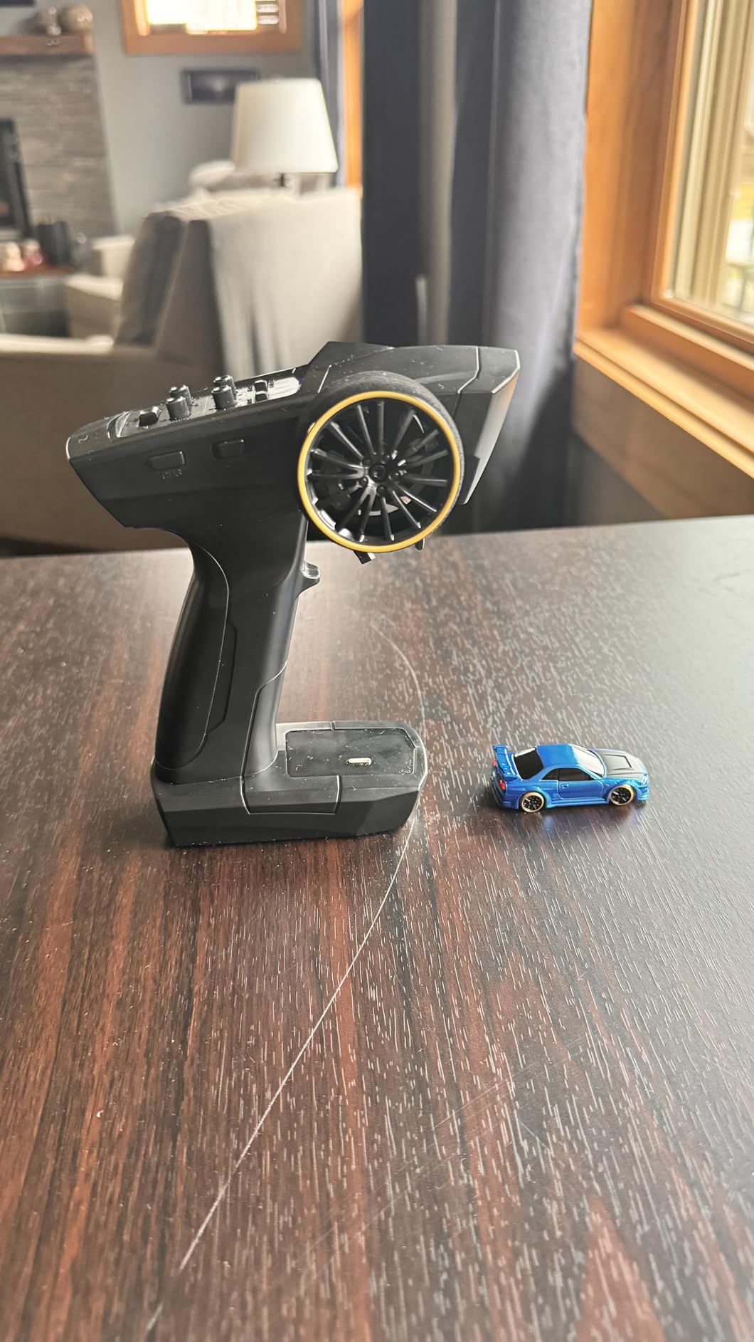FLYCOLOR Turbo Racing 1:76 Scale Drift RC Car with Gyro Mini Full Proportional RTR 2.4GHZ Remote Control with 2 Replaceable Body Shell (C64-BLUE) customer photo 1