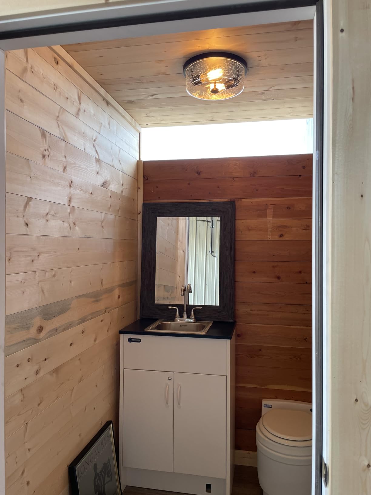 Laveo Dry Flush Toilet - Waterless, Portable, Self Contained customer photo 1