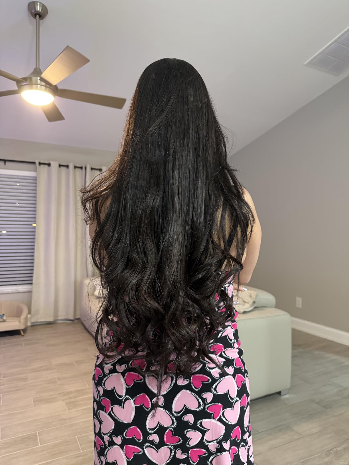 REVLON SmoothStay 1 Inch Curling Iron, Coconut Oil Infused Ceramic Curling Wand with Tourmaline Ionic Technology, Tight Bouncy Curls, Enhanced Shine, Reduced Frizz customer photo 1