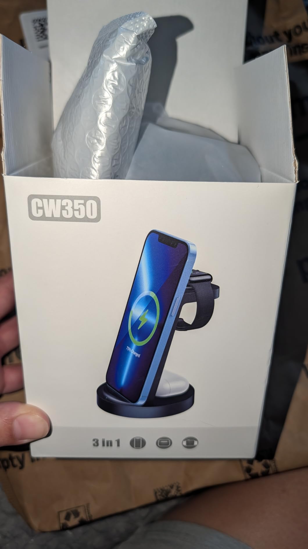 Anlmz 3 in 1 Charging Station for iPhone, Apple Watch & AirPods customer photo 1