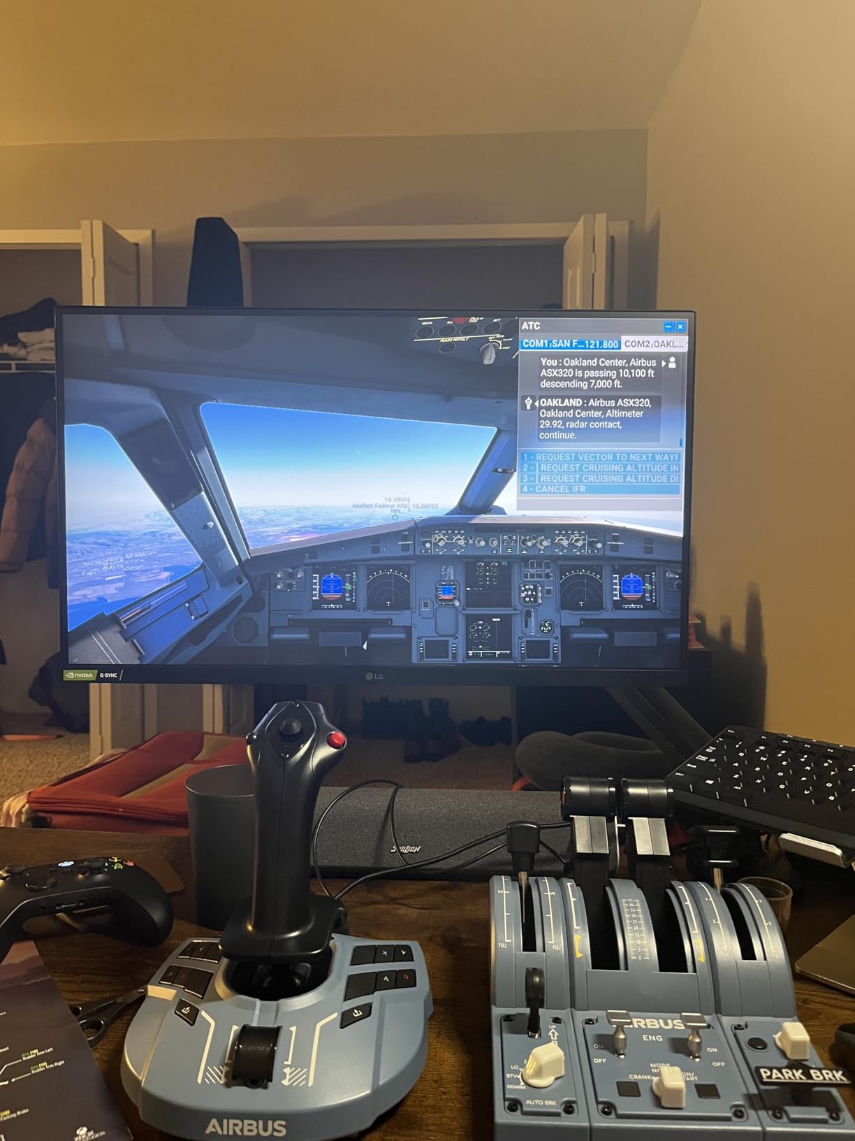 Thrustmaster TCA Sidestick Airbus X Edition (Compatible with XBOX & PC) customer photo 2
