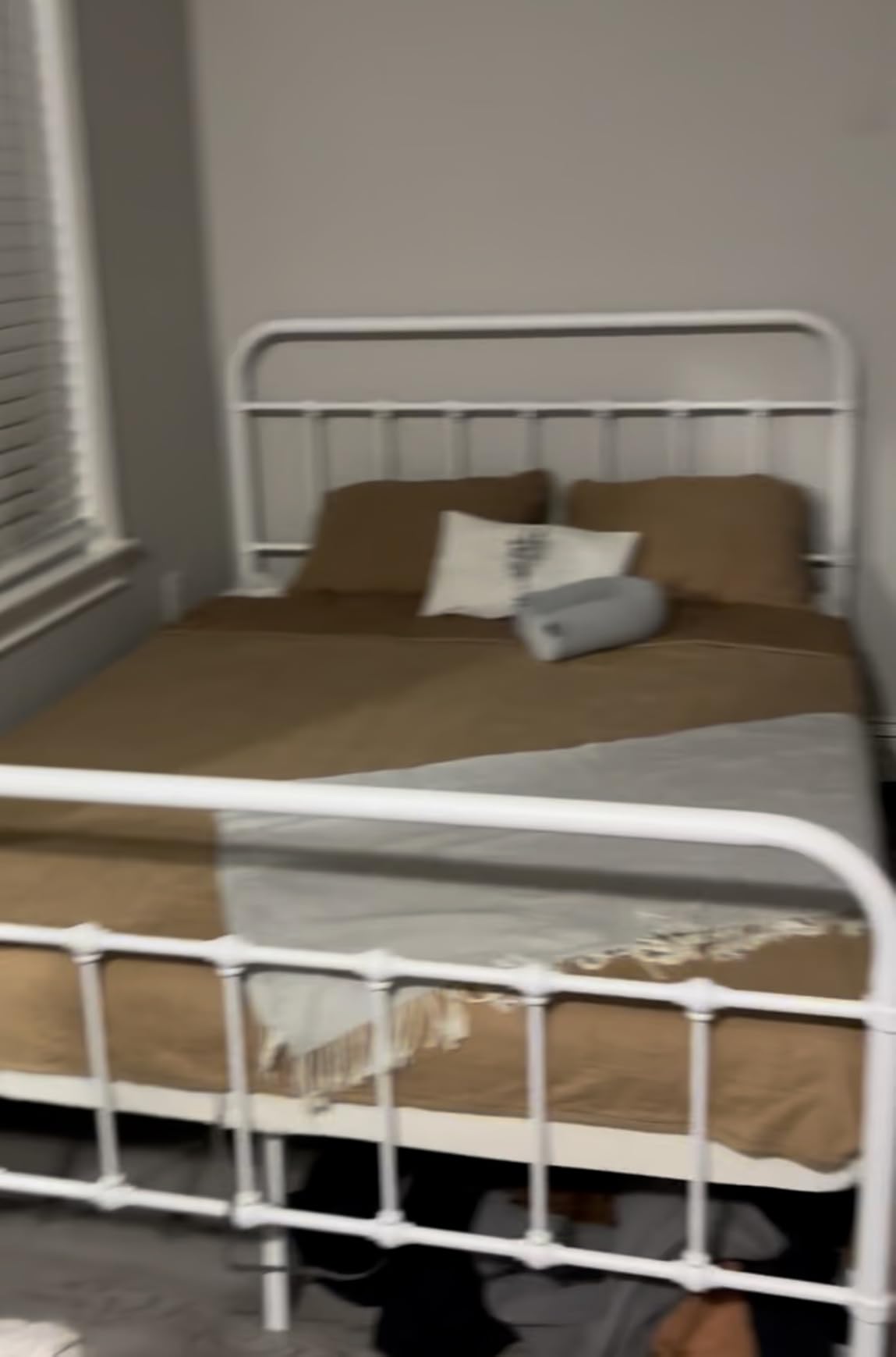 Allewie King Size Metal Platform Bed Frame with Victorian Style Wrought Iron-Art Headboard/Footboard, No Box Spring Required, Black customer photo 1