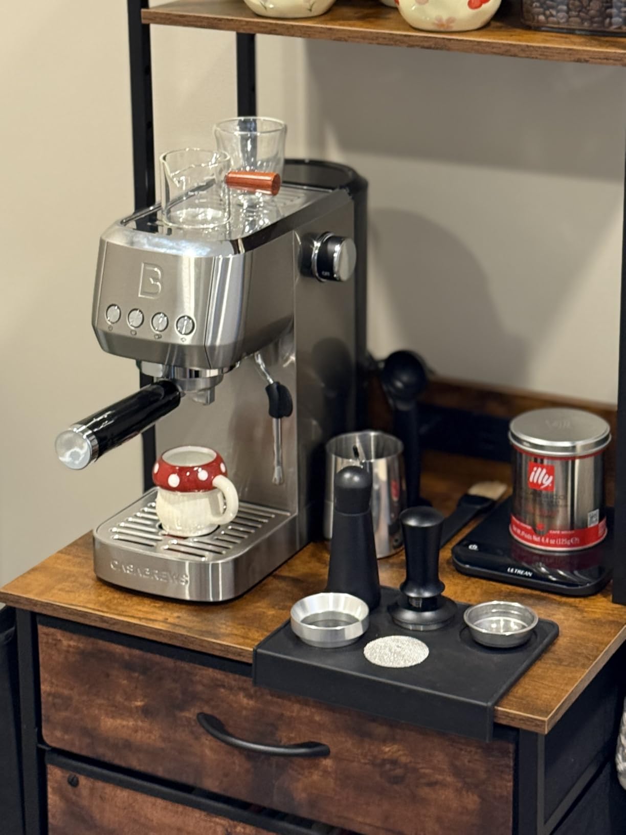 CASABREWS 3700 Essential Espresso Machine 20 Bar, Stainless Steel Cappuccino & Latte Coffee Maker with Steam Frother for Home, 43.9oz Water Tank, Silver customer photo 2