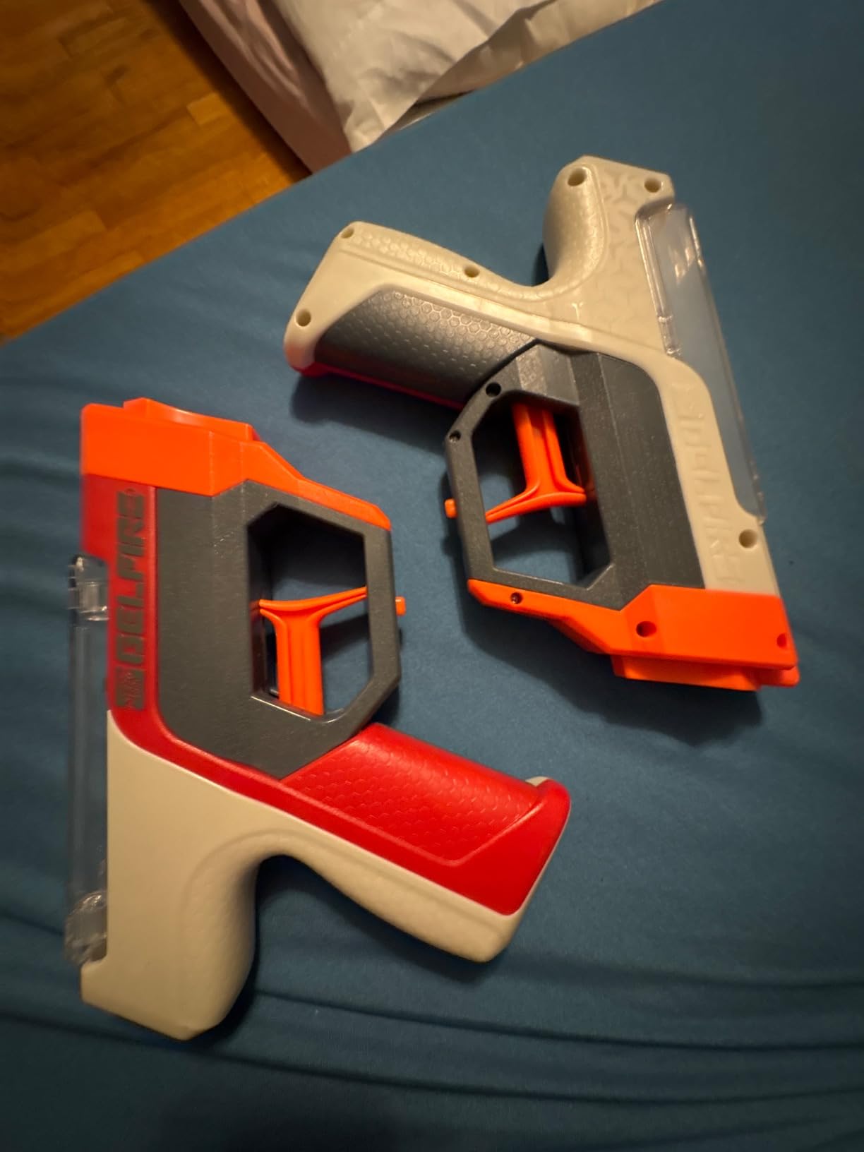 NERF Pro Gelfire Dual Wield Pack, 2 Blasters, No-Prime Firing, 5000 Gelfire Rounds, 2X 100 Round Integrated Hoppers, 2 Eyewear, Ages 14 & Up customer photo 1